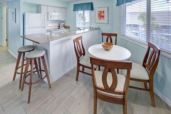 Suite - New Smyrna Waves Resort by Exploria