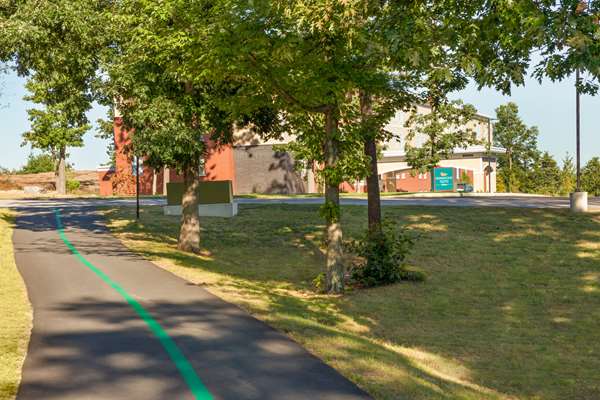 Exterior view - Homewood Suites by Hilton Gateway Hills Nashua