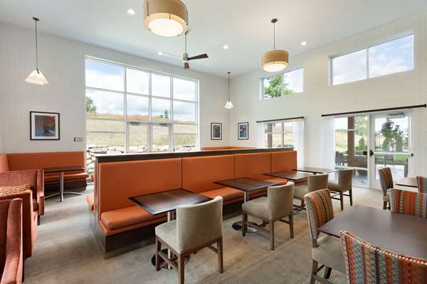 Restaurant - Homewood Suites by Hilton Gateway Hills Nashua