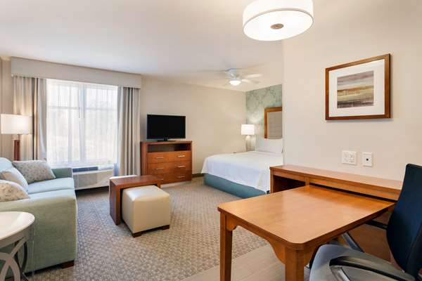  - Homewood Suites by Hilton Gateway Hills Nashua