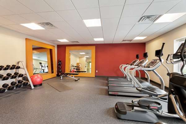 Fitness/ Exercise Room - Homewood Suites by Hilton Gateway Hills Nashua