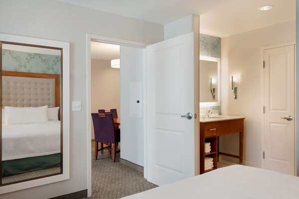  - Homewood Suites by Hilton Gateway Hills Nashua