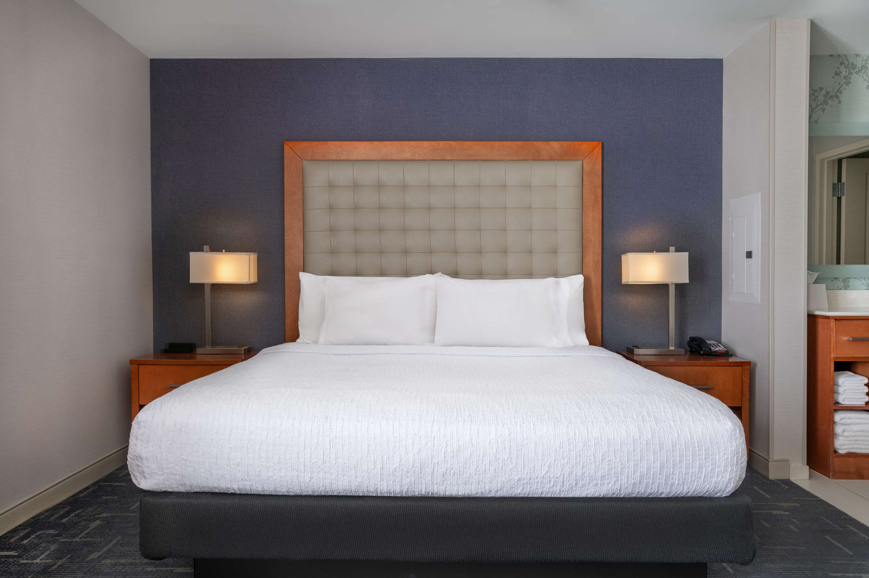 Guest room