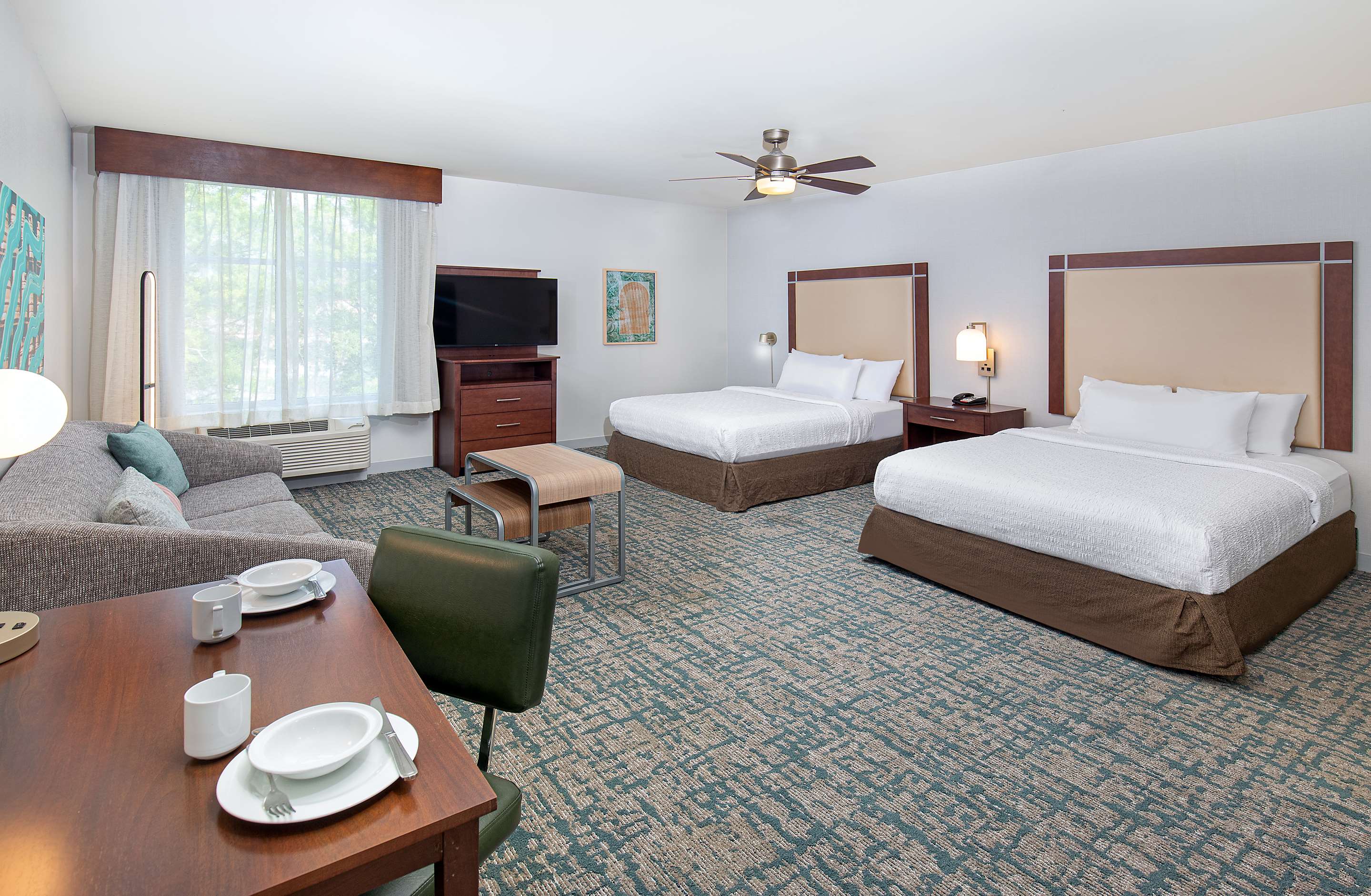 Guest room