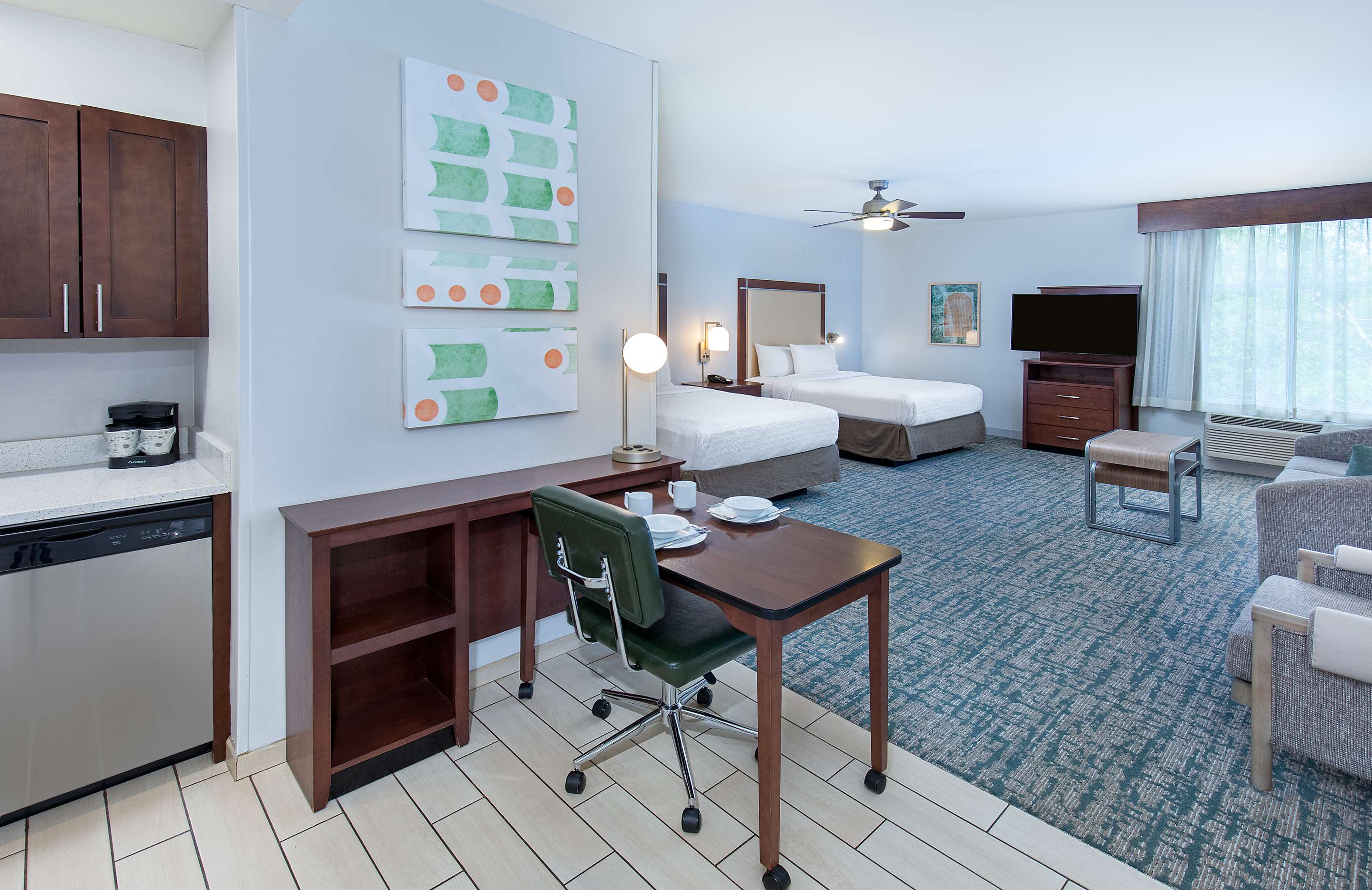 Guest room
