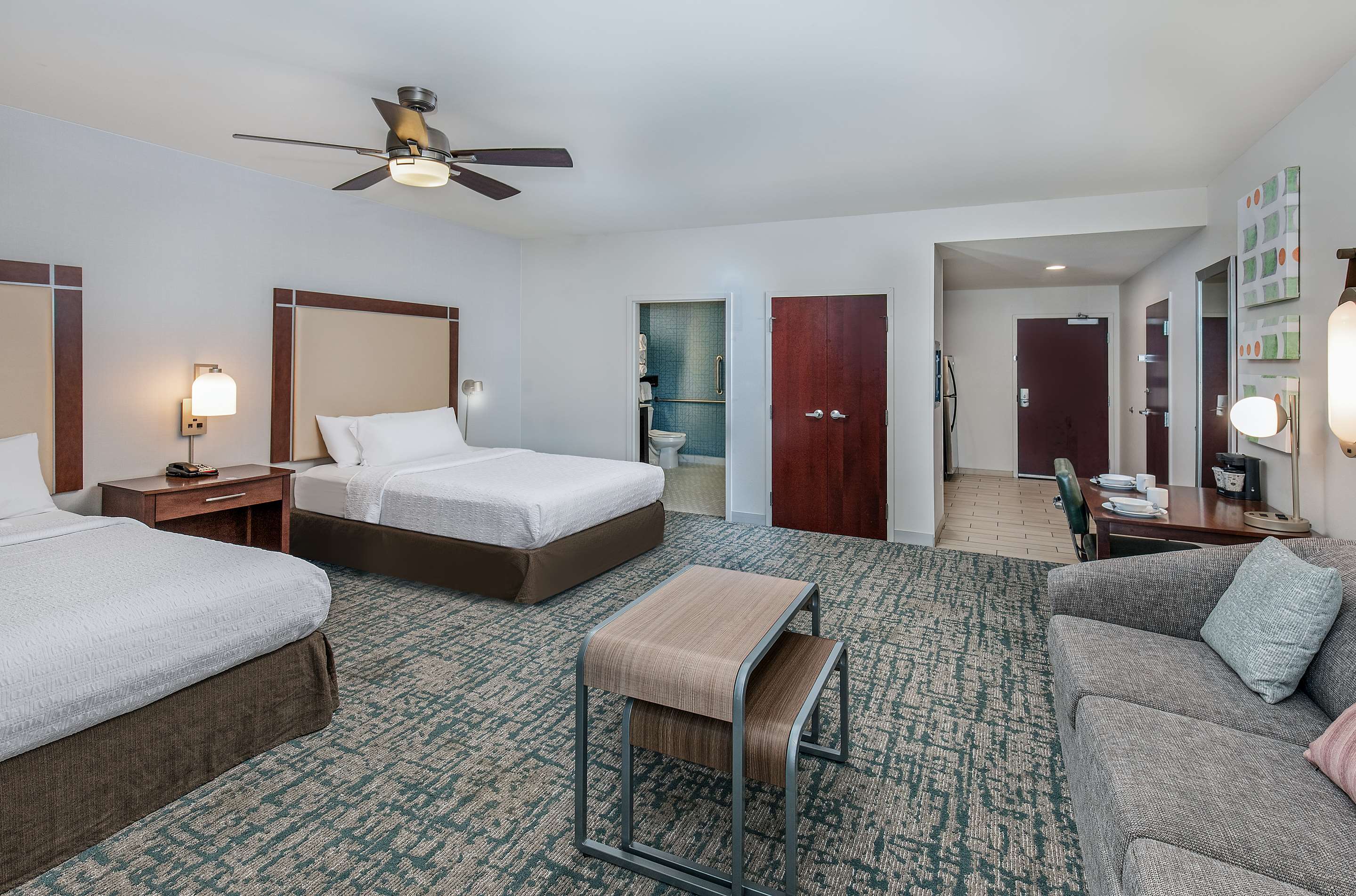 Guest room