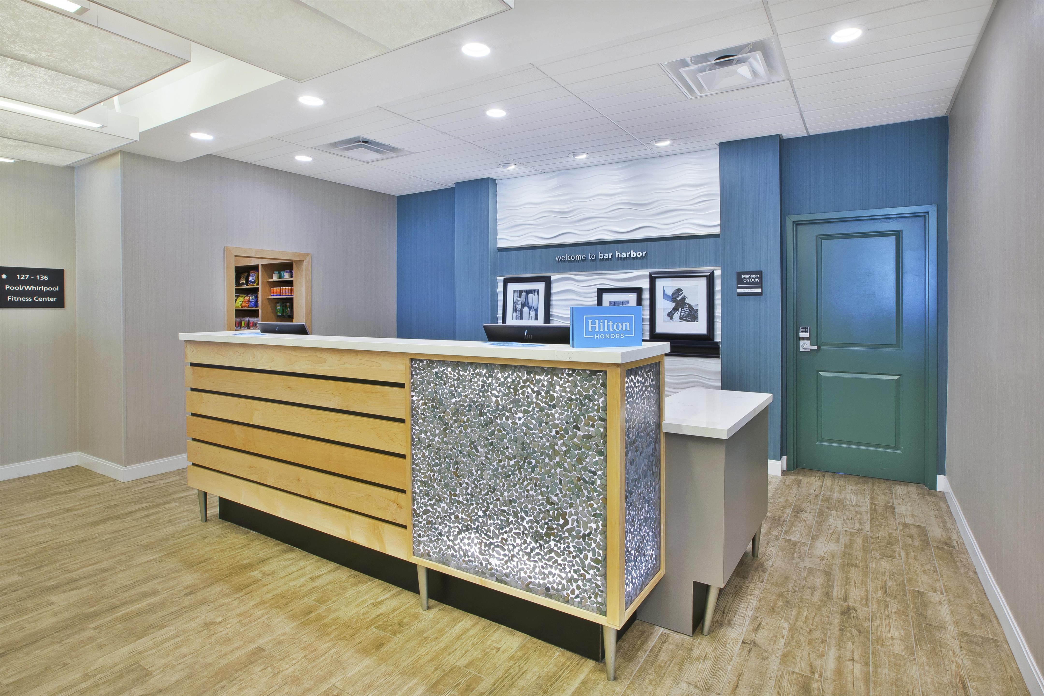 Reception | Hampton by Hilton Bar Harbor
