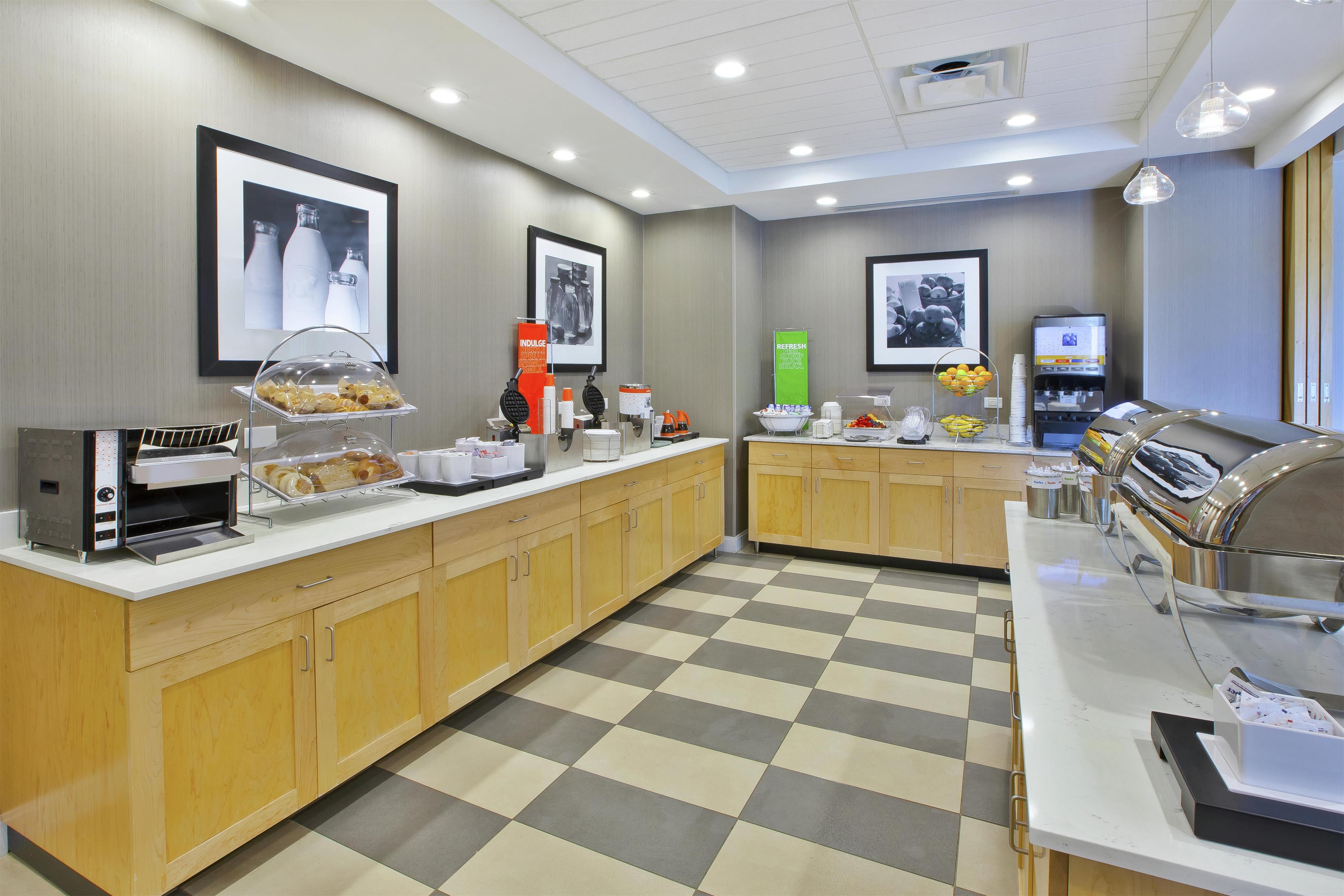 Restaurant | Hampton by Hilton Bar Harbor