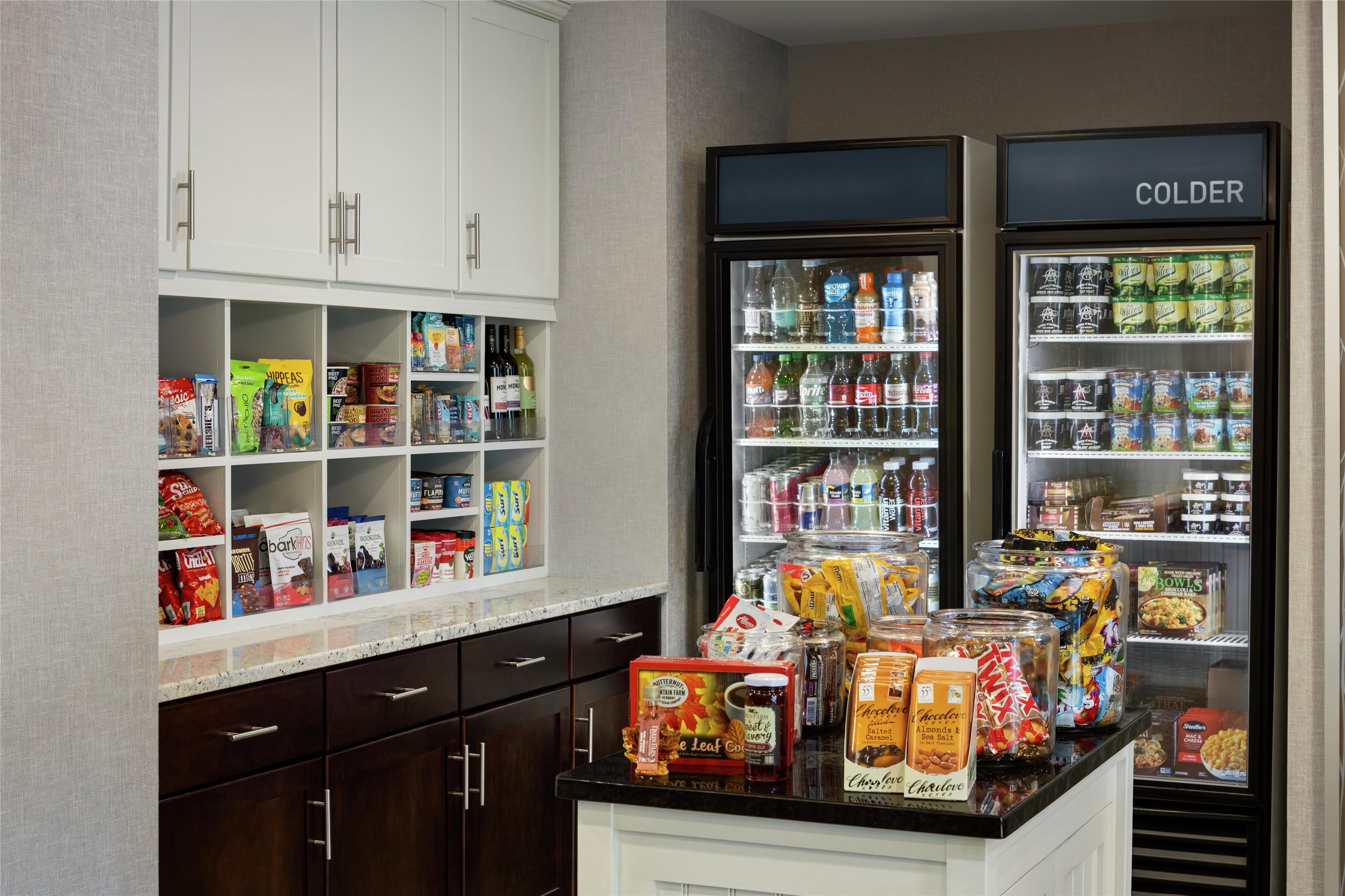 Restaurant | Homewood Suites by Hilton Burlington