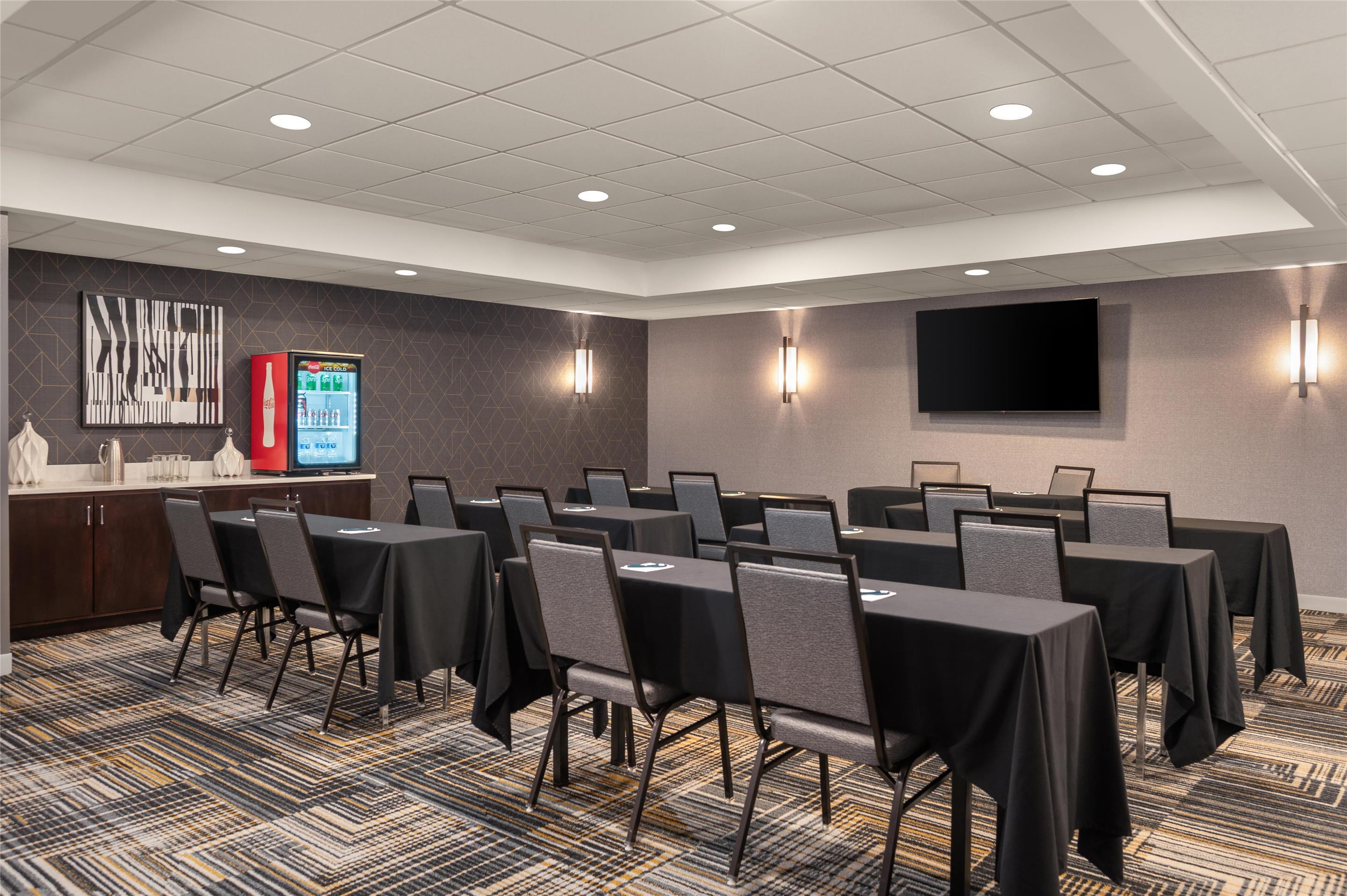 Meeting Room | Homewood Suites by Hilton Columbus/Polaris, OH