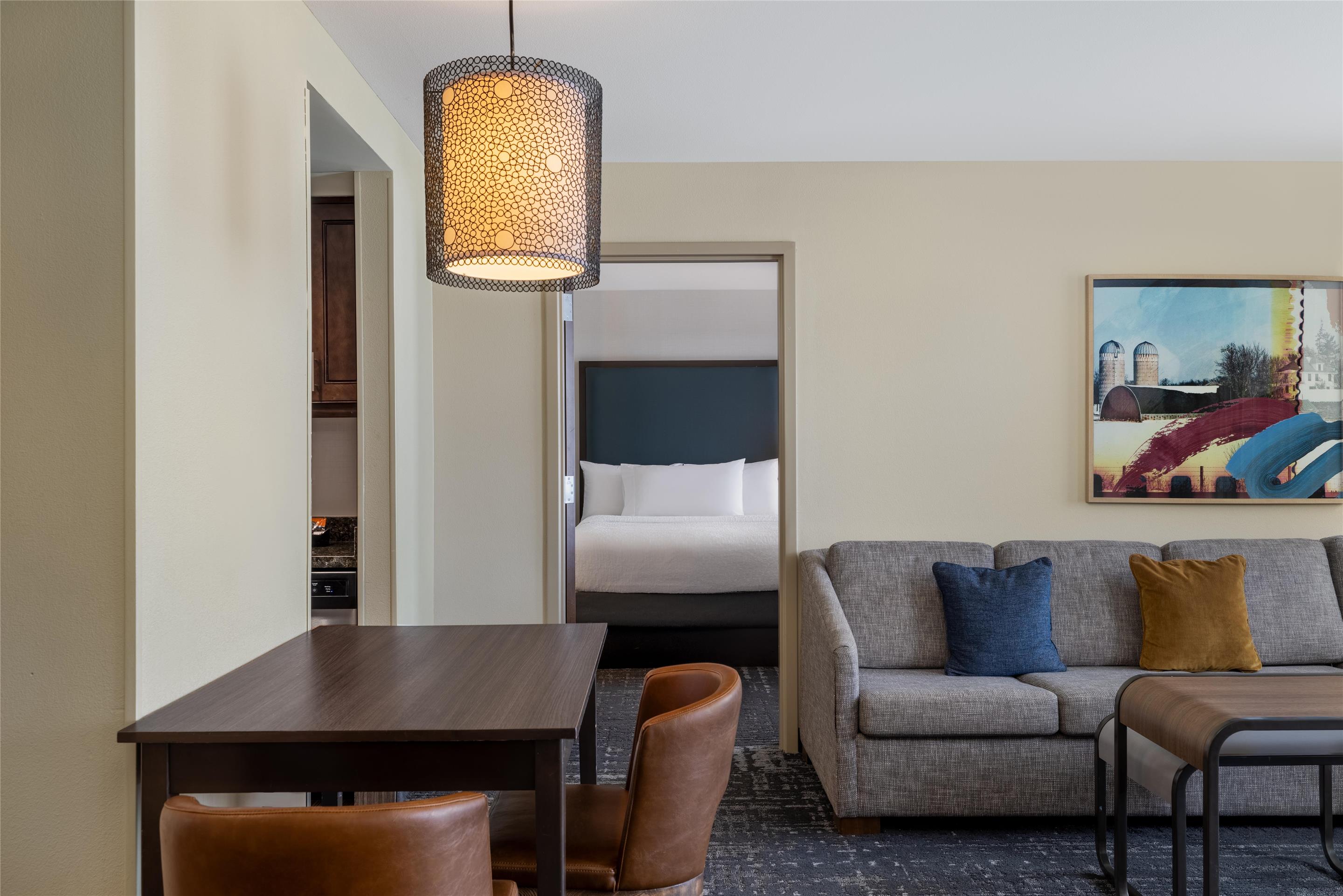 Guest room