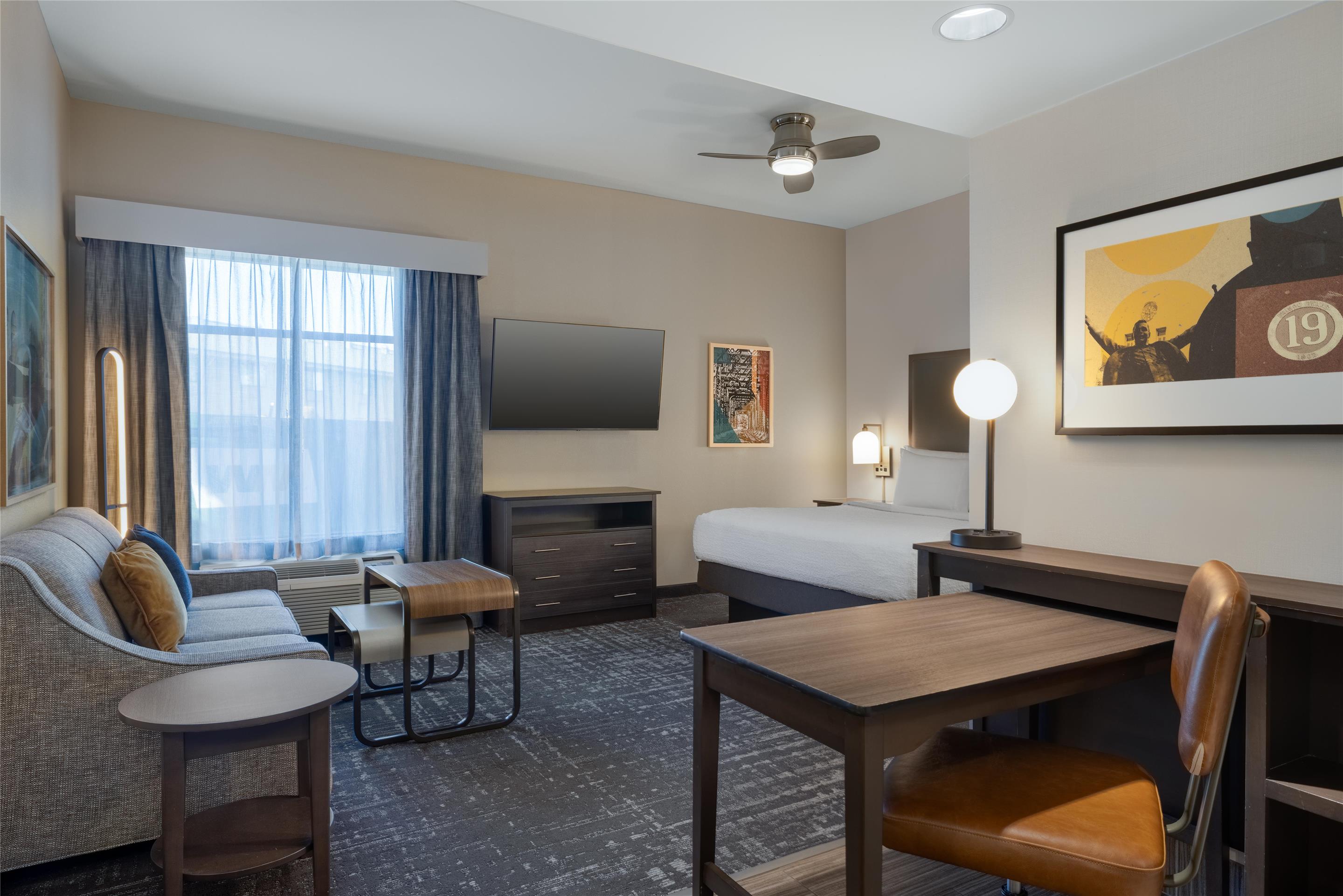 Guest room