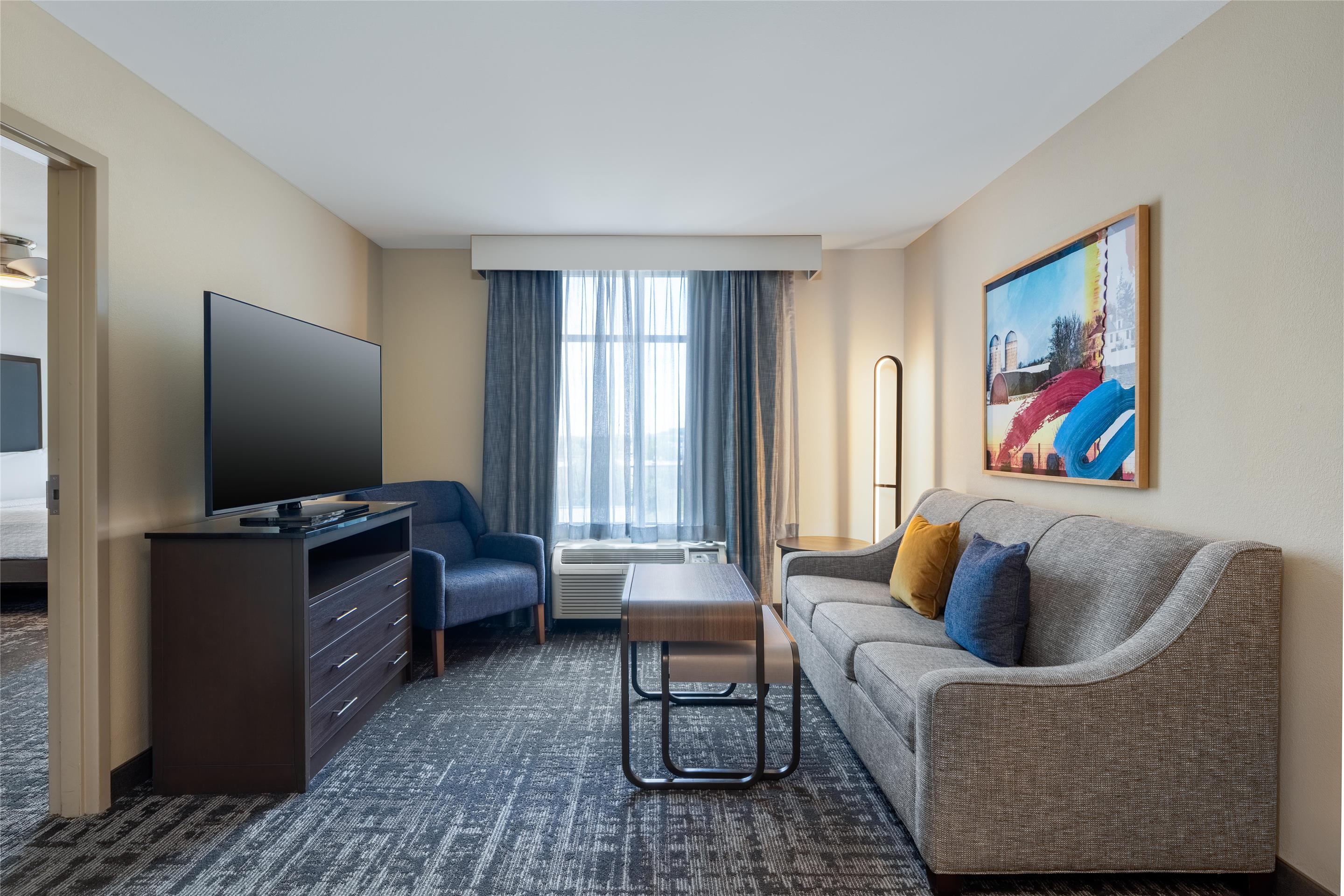 Guest room