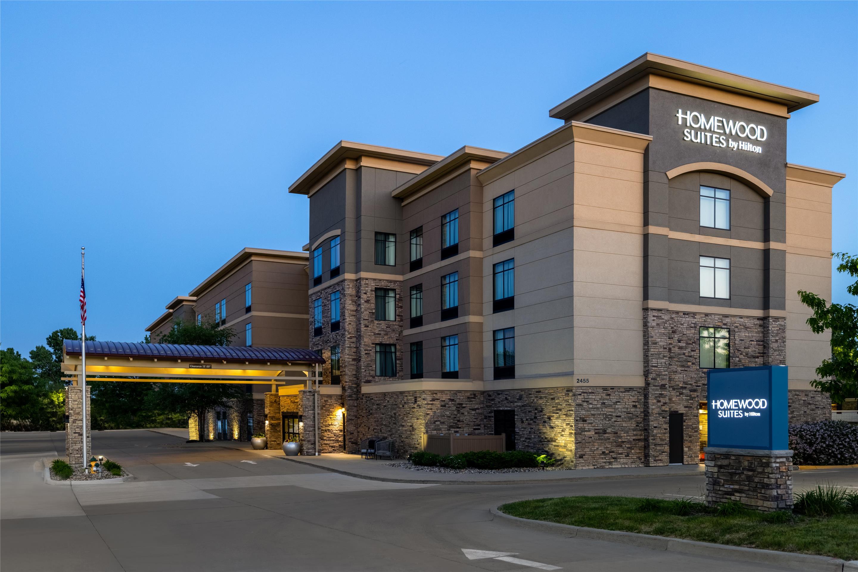 Exterior | Homewood Suites By Hilton Ankeny