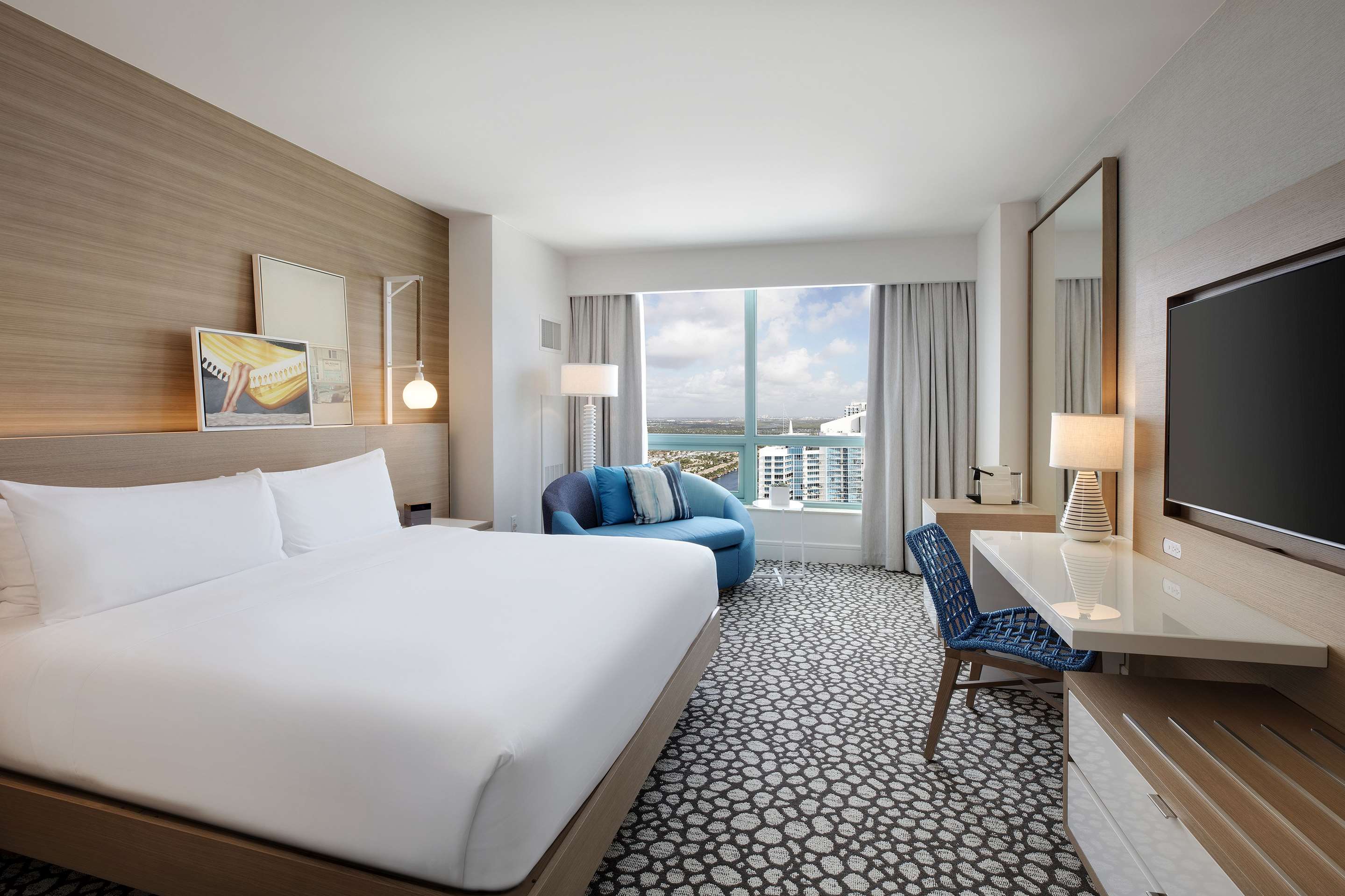 Guest room