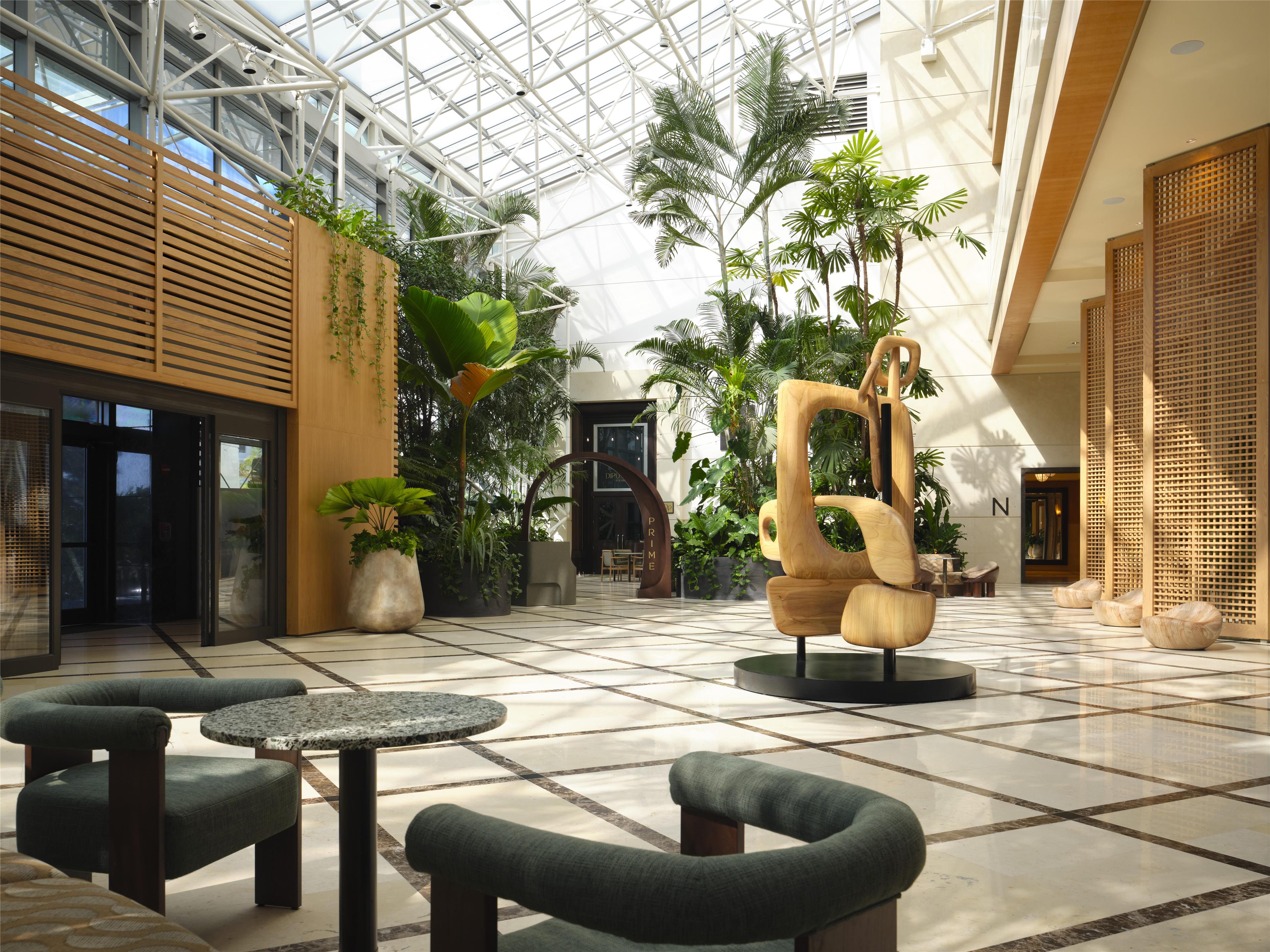 Lobby | Diplomat Beach Resort Hollywood, Curio Collection by Hilton