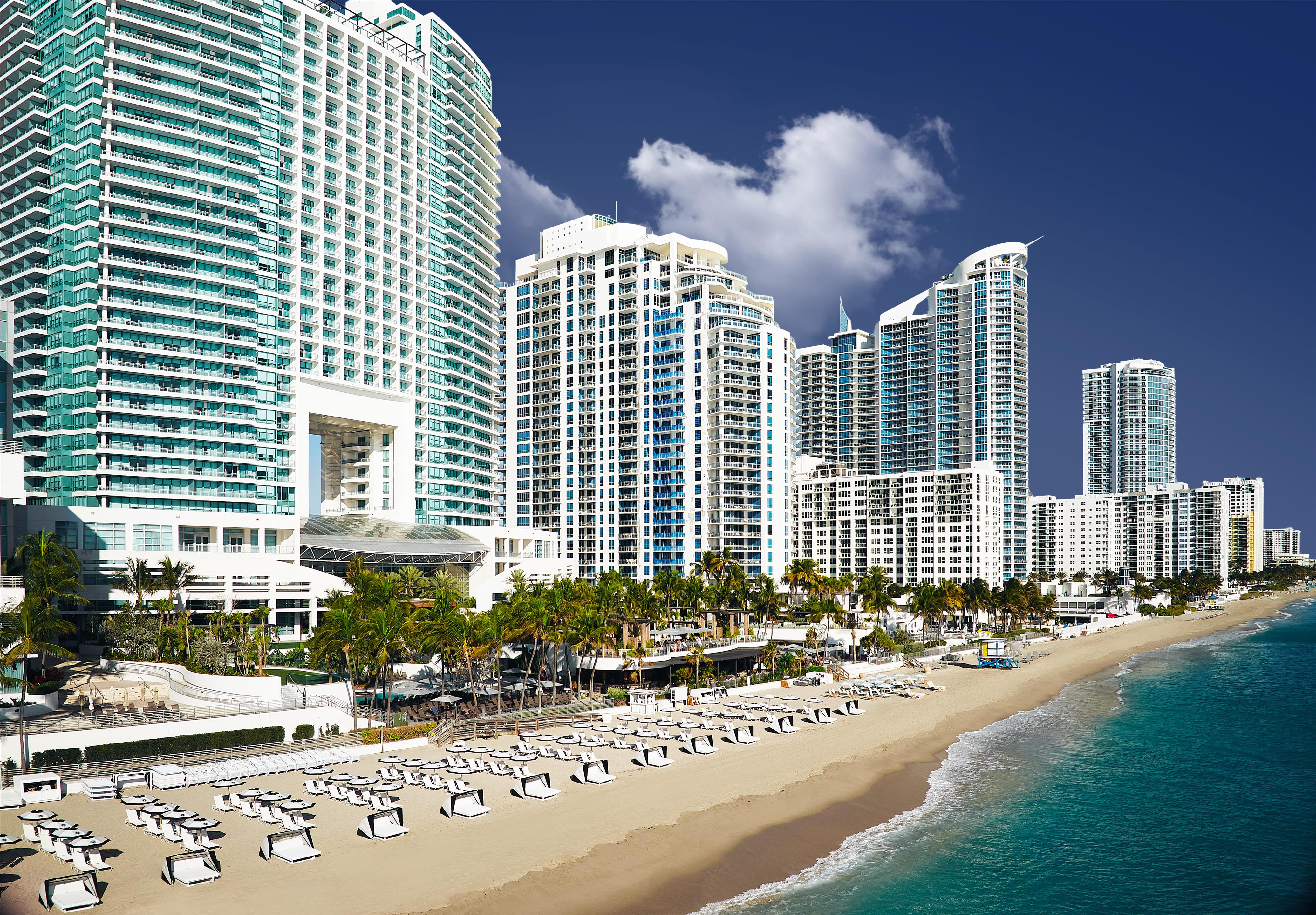 Exterior | Diplomat Beach Resort Hollywood, Curio Collection by Hilton