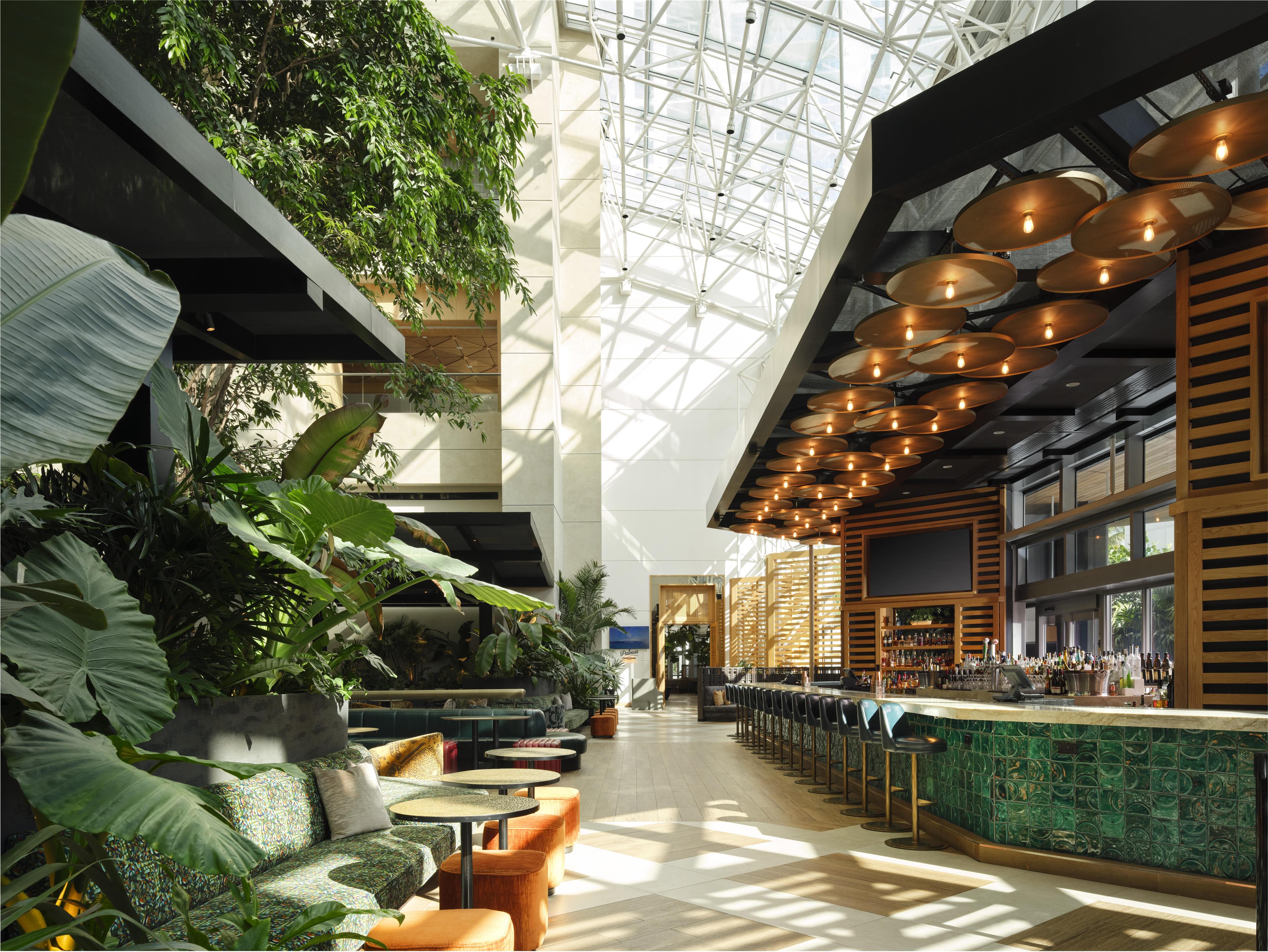 BarLounge | Diplomat Beach Resort Hollywood, Curio Collection by Hilton