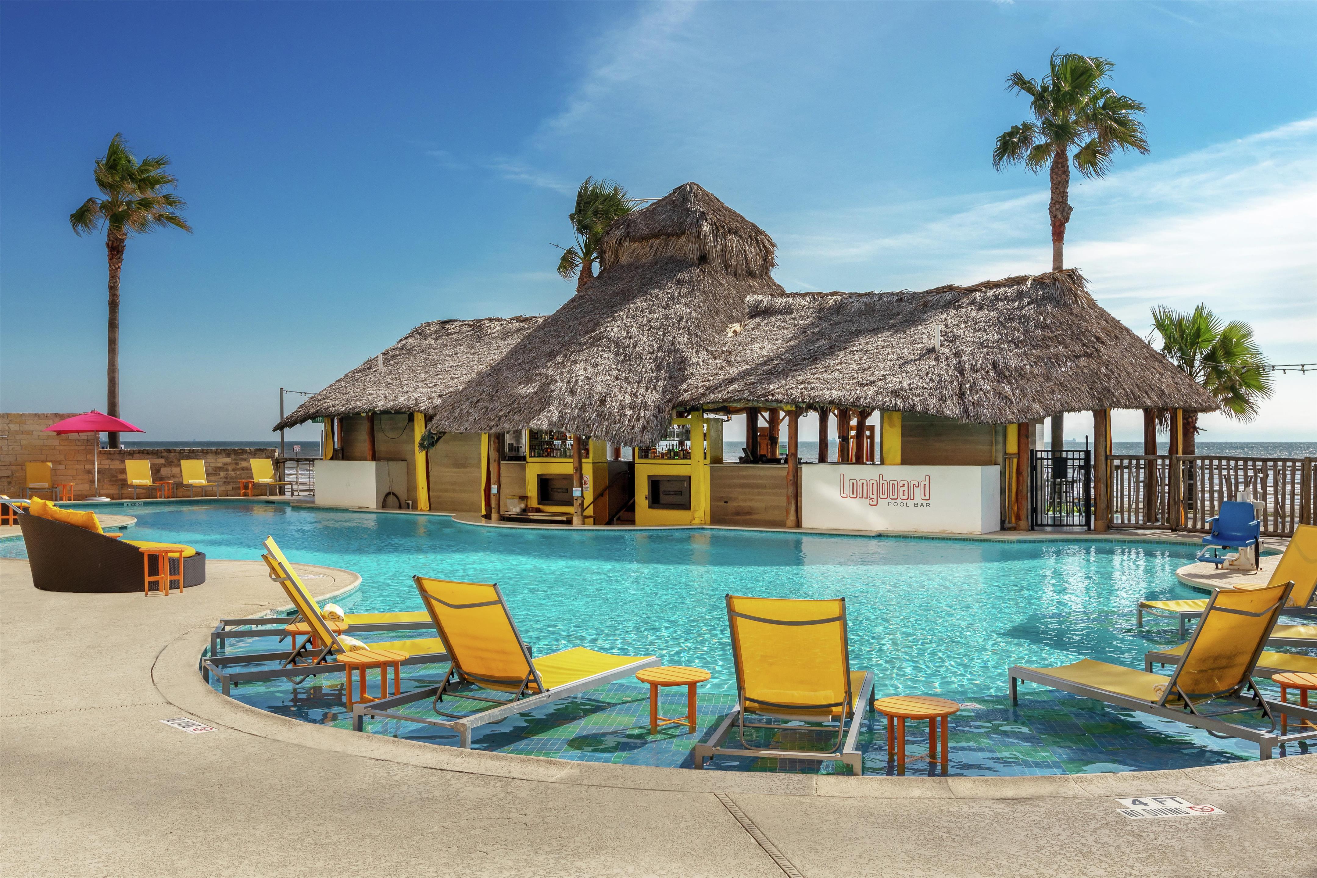 Pool | DoubleTree by Hilton Hotel Galveston Beach