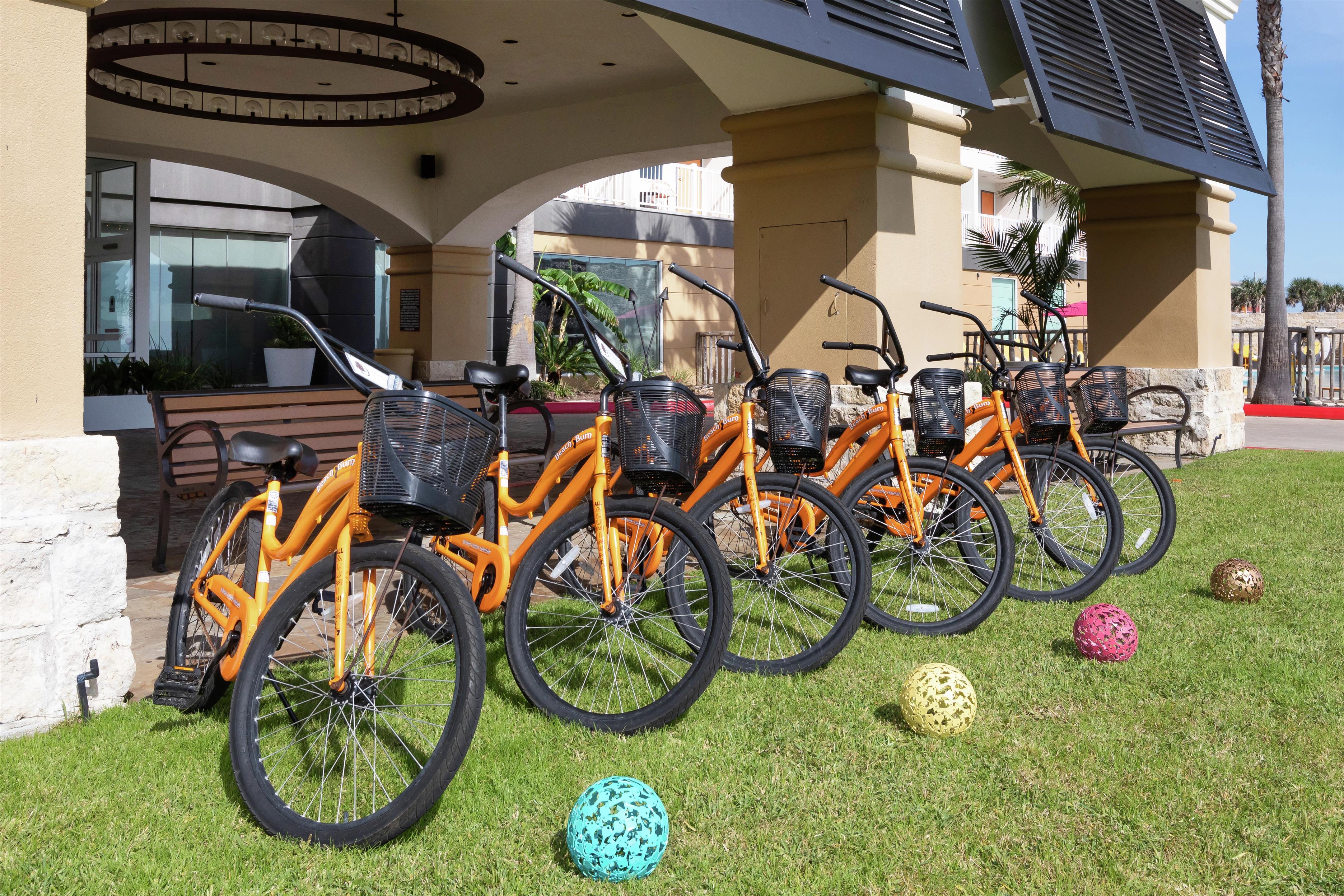 Exterior | DoubleTree by Hilton Hotel Galveston Beach