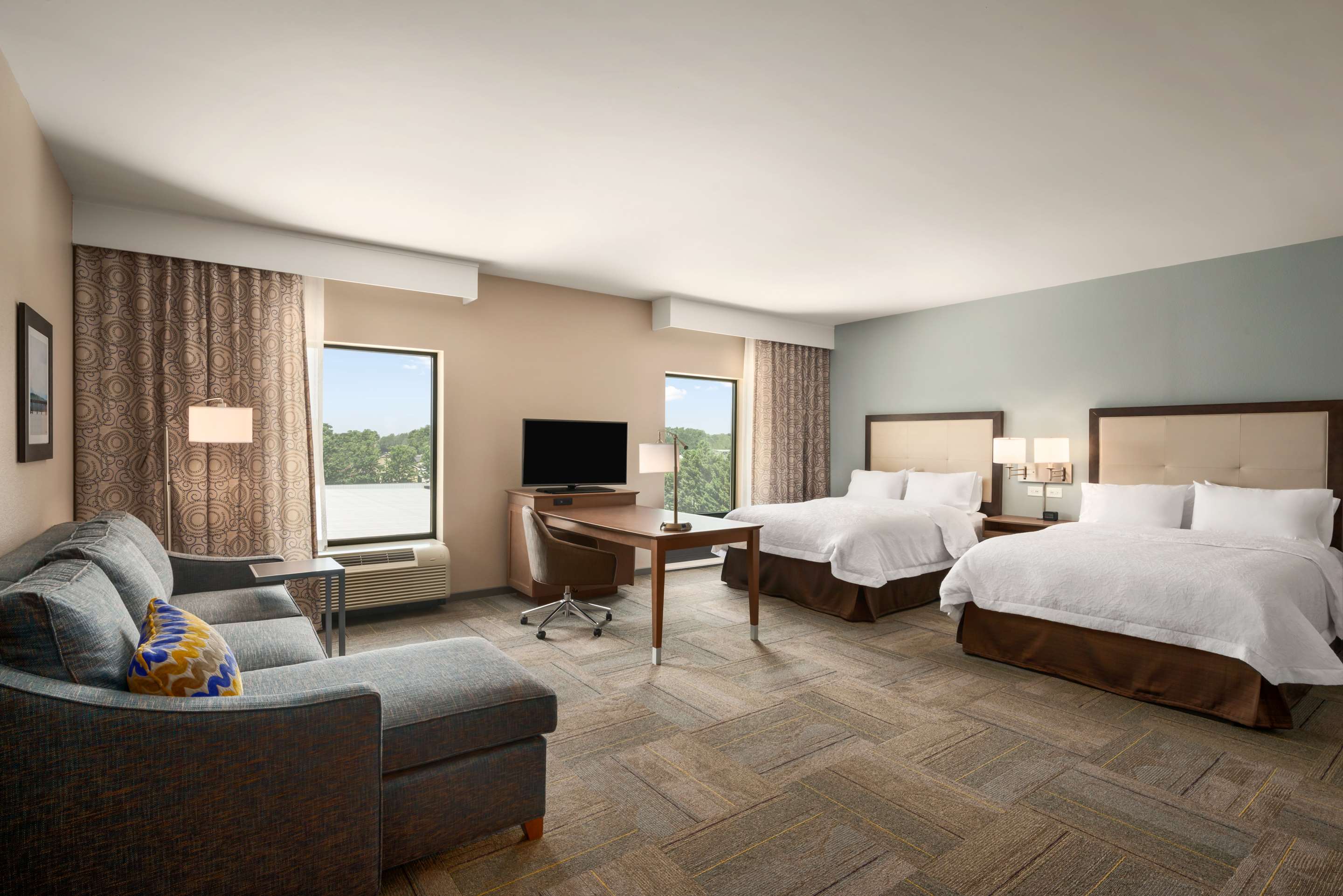 Guest room