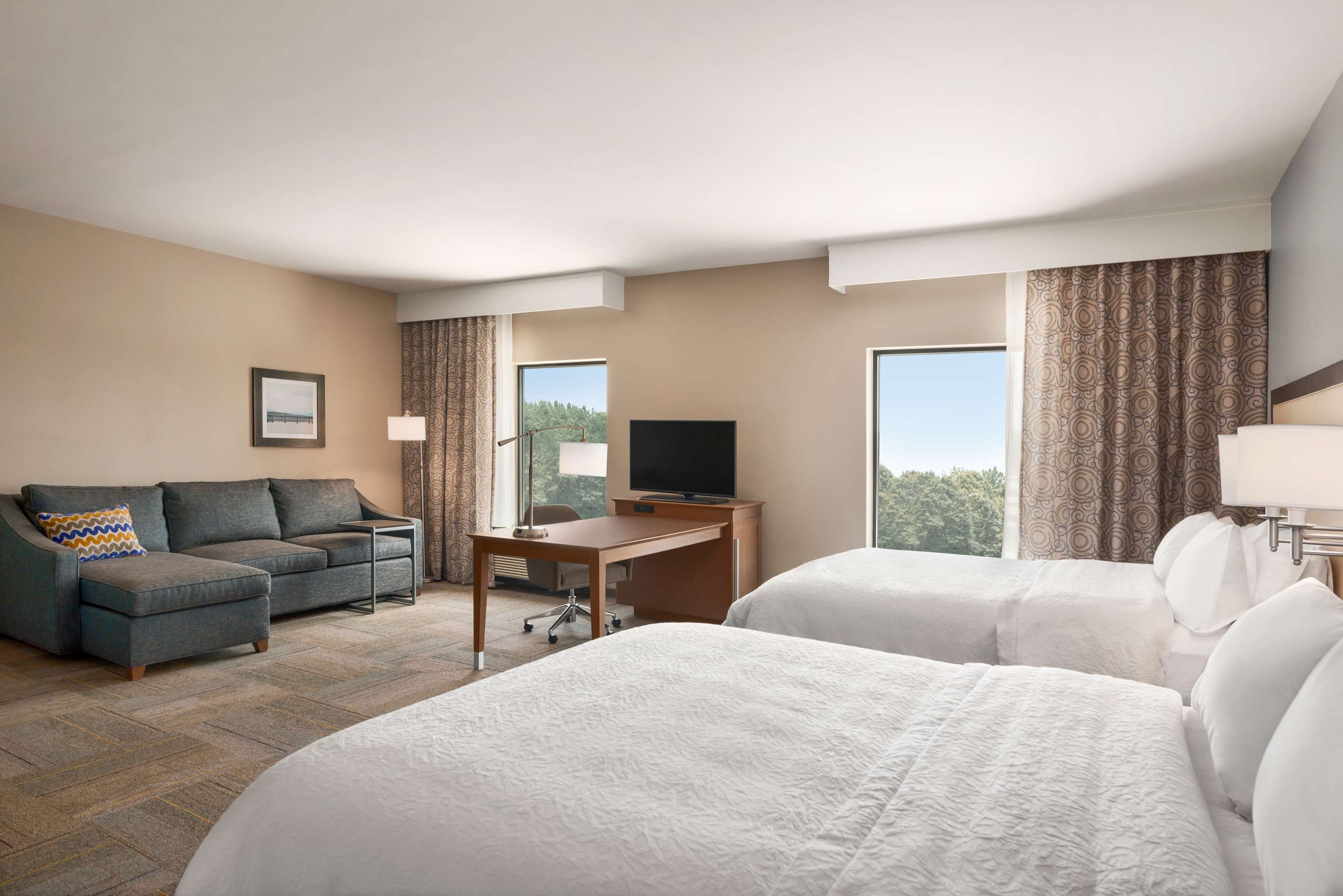 Guest room