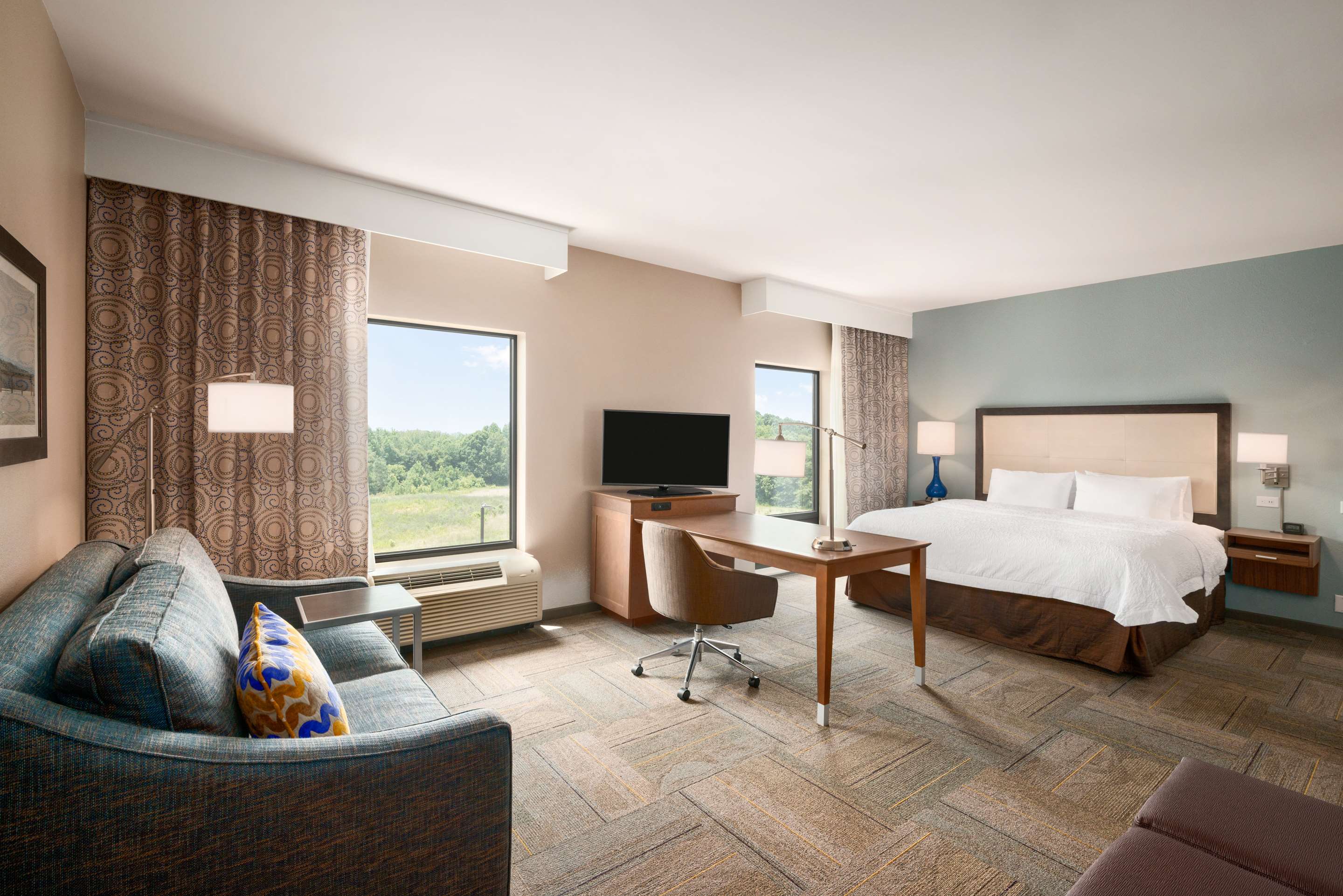 Guest room