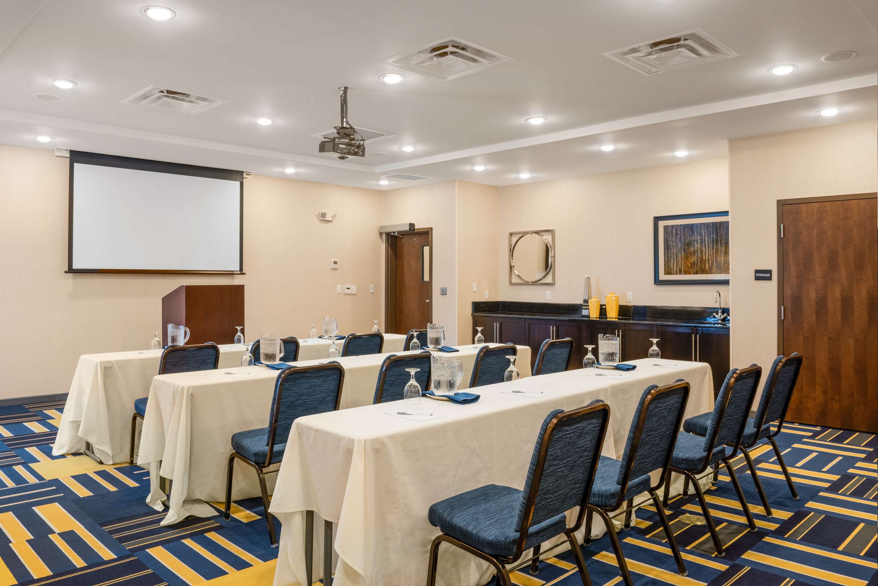 Meeting Room | Hampton Inn & Suites Lavonia
