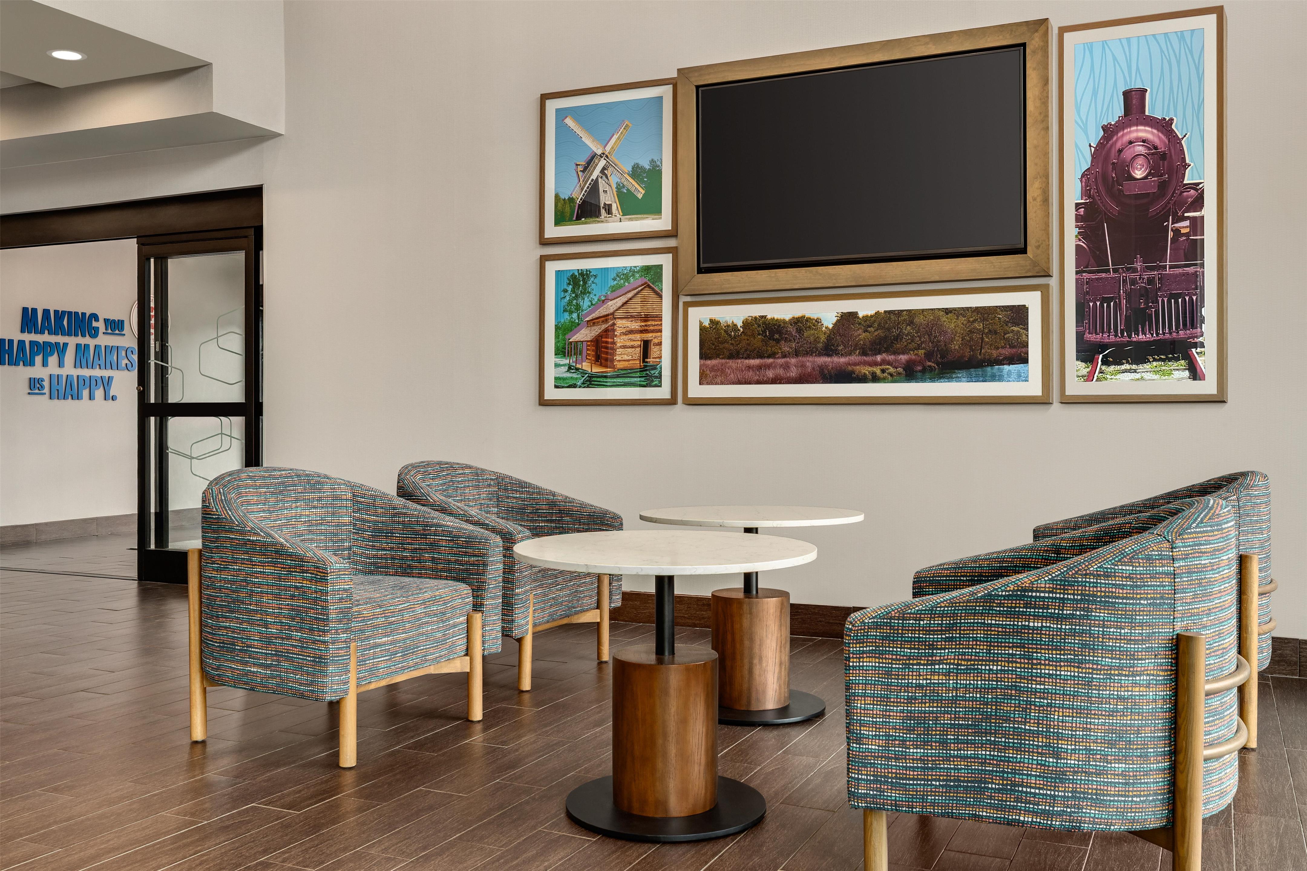 Lobby | Hampton Inn & Suites Lavonia