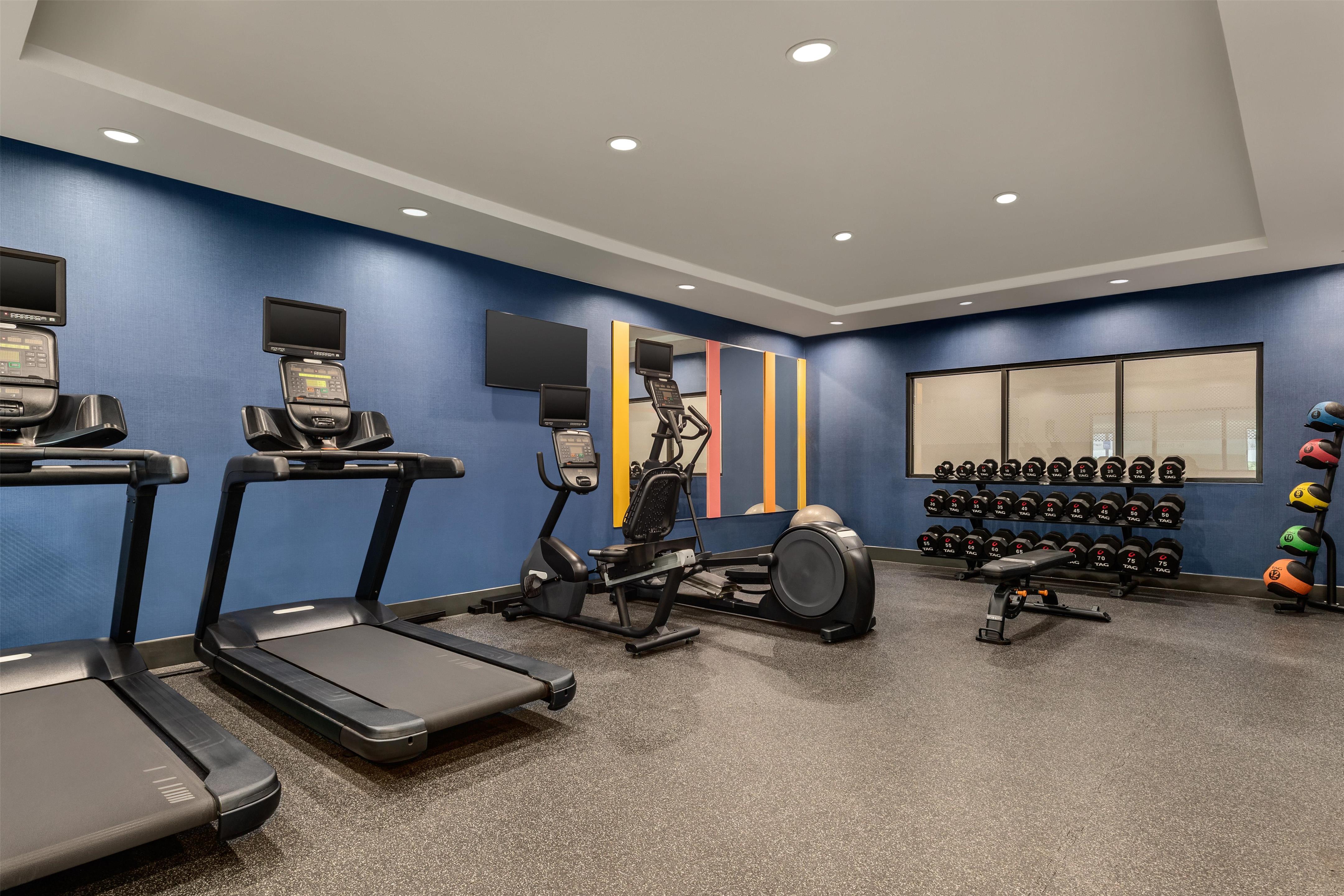 Health club fitness center gym | Hampton Inn & Suites Lavonia