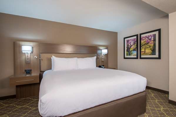  - DoubleTree by Hilton Hotel Winston Salem