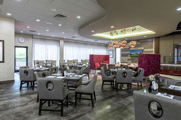 Restaurant - DoubleTree by Hilton Hotel Winston Salem