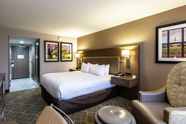  - DoubleTree by Hilton Hotel Winston Salem