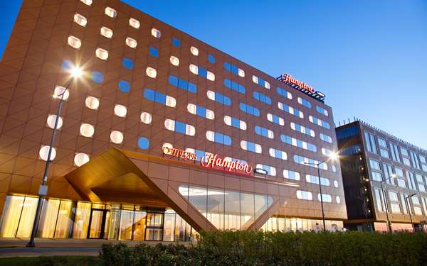 On-Site,Outdoor/Exterior,Exterior View of Building