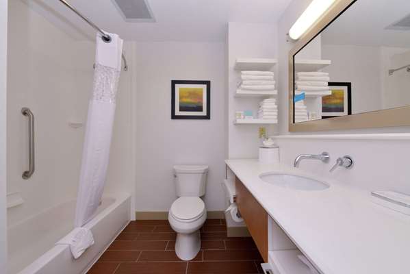  - Hampton Inn & Suites Lonoke - I-40, Exit 175