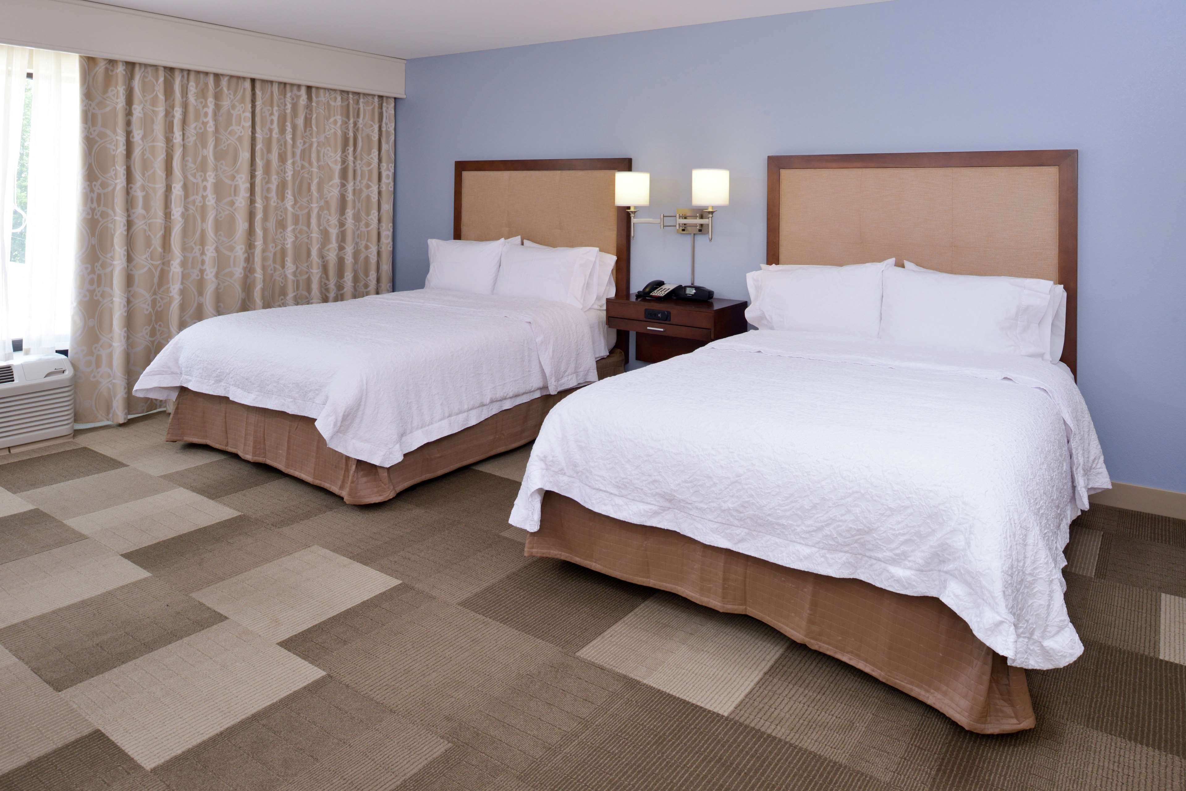 Hampton Inn & Suites by Hilton Lonoke Room Type - 2QN MOB HEARING ACC TUB NS