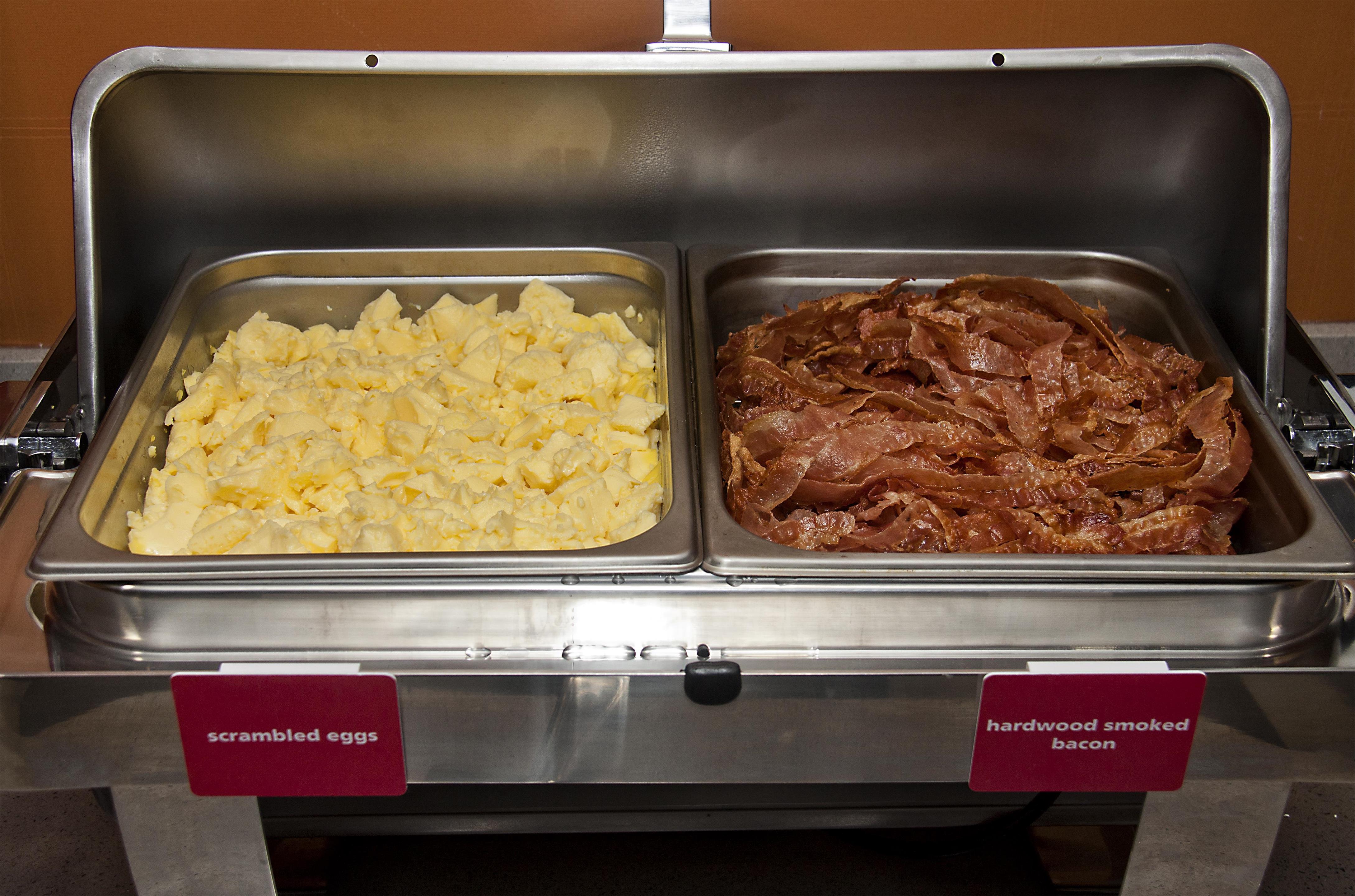 Restaurant | Hampton Inn & Suites Ada