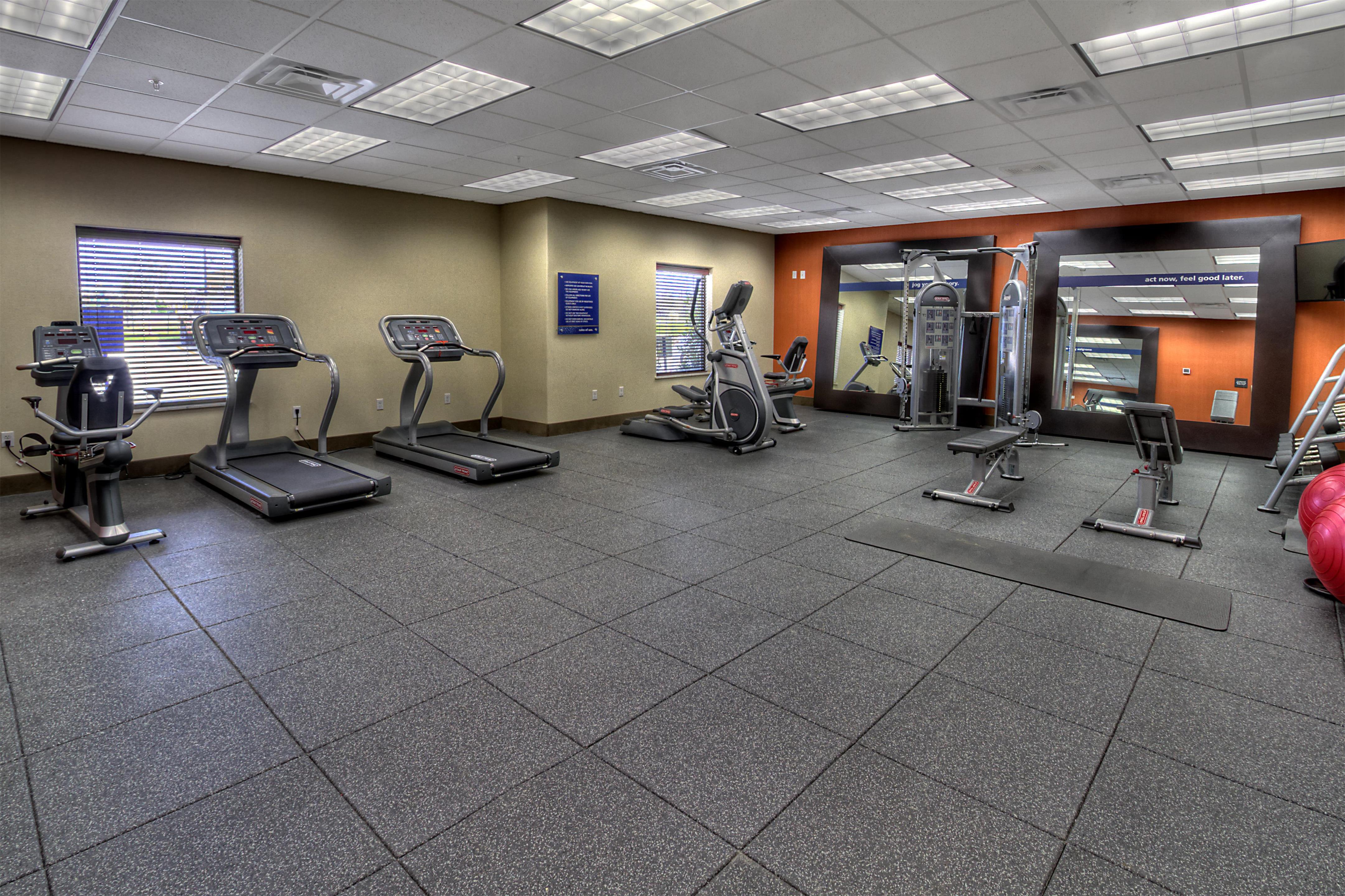 Health club fitness center gym | Hampton Inn & Suites Ada