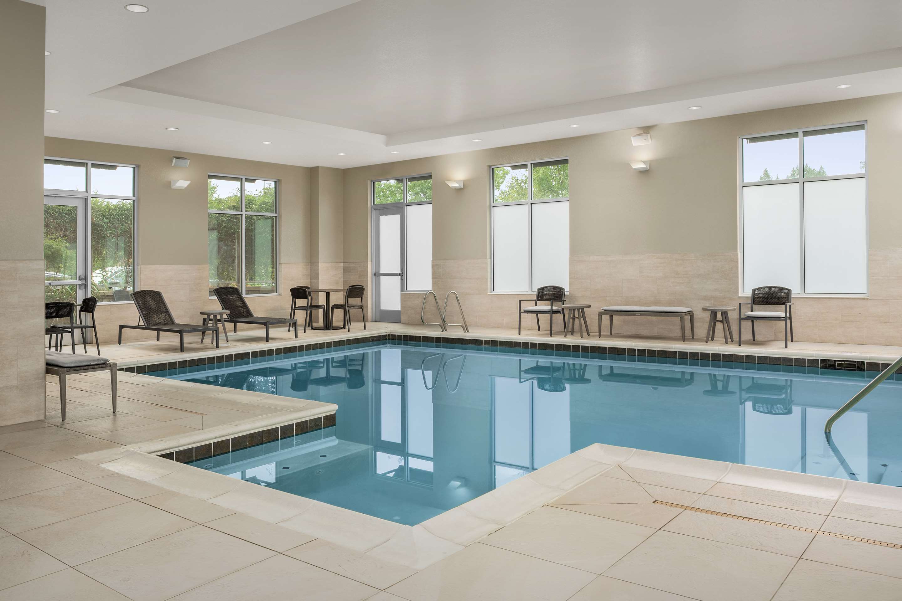 Pool | Embassy Suites Portland/Hillsboro, Oregon