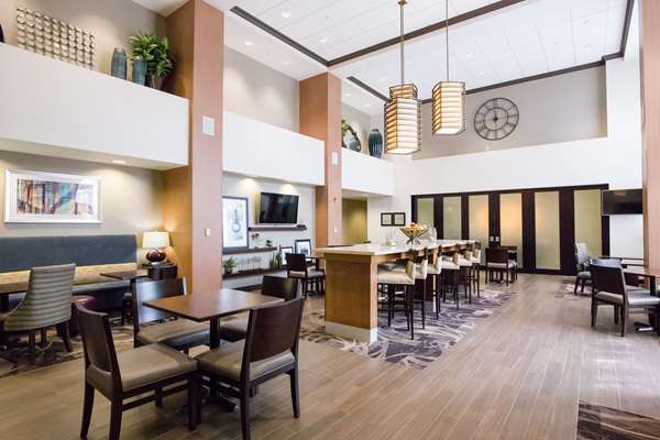 Restaurant - Hampton Inn & Suites Harmarville - I-76, Exit 48