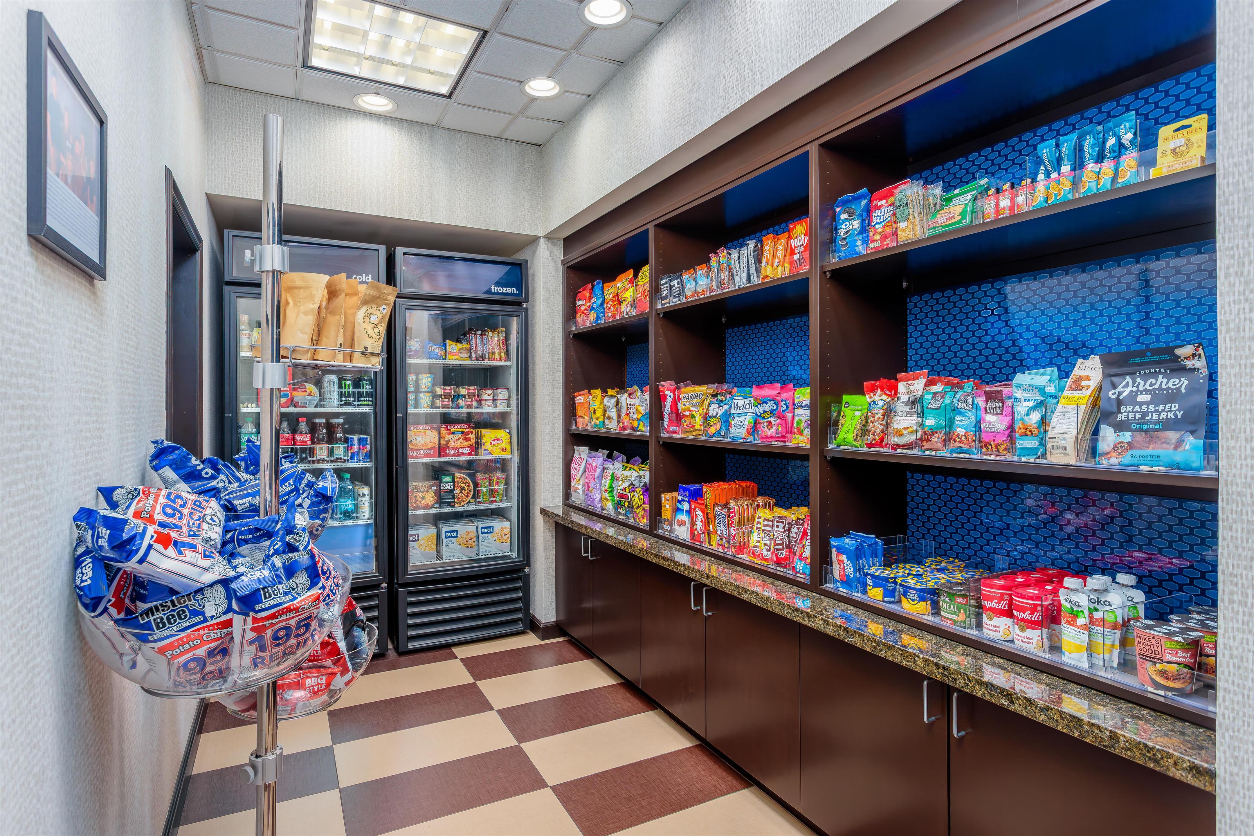 Restaurant | Hampton Inn & Suites Parkersburg Downtown