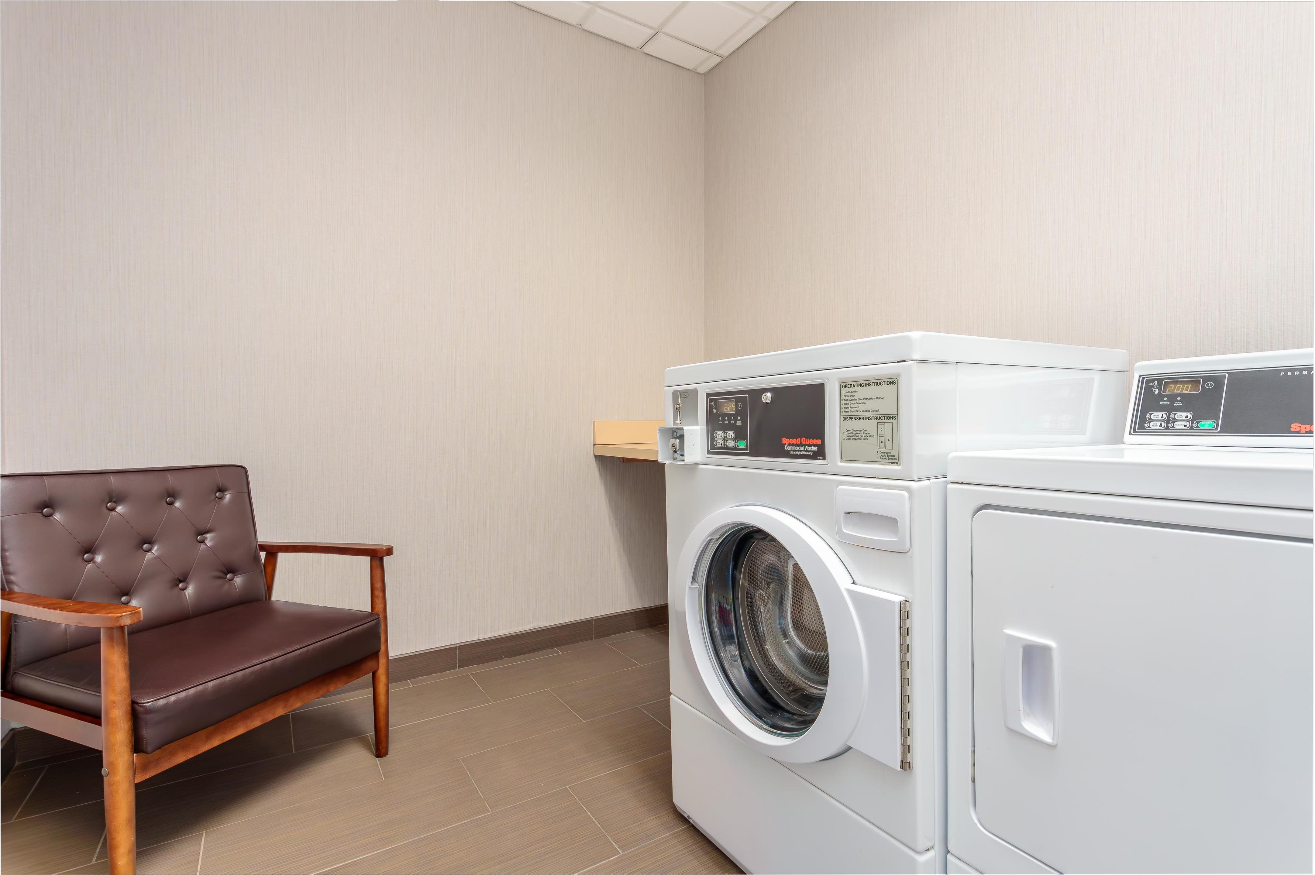 Laundry | Hampton Inn & Suites Parkersburg Downtown