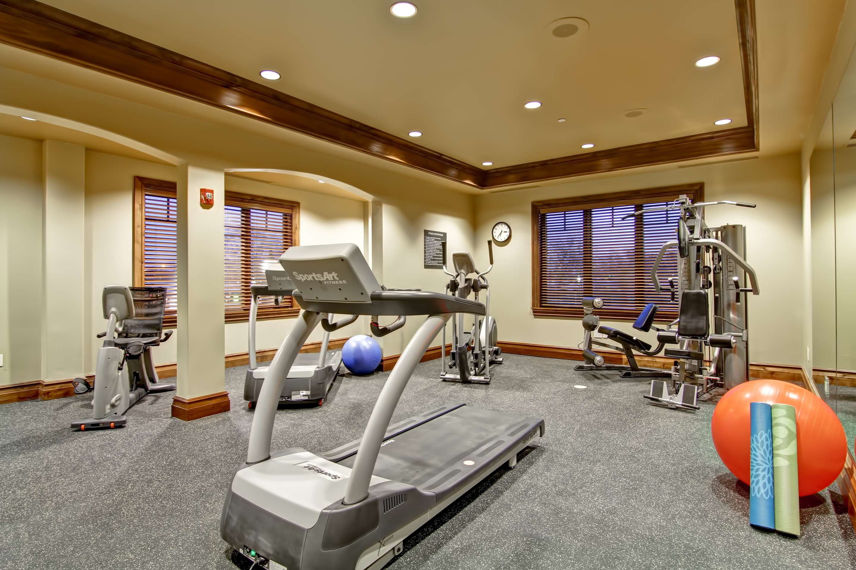 Health club fitness center gym | Homewood Suites by Hilton Richland