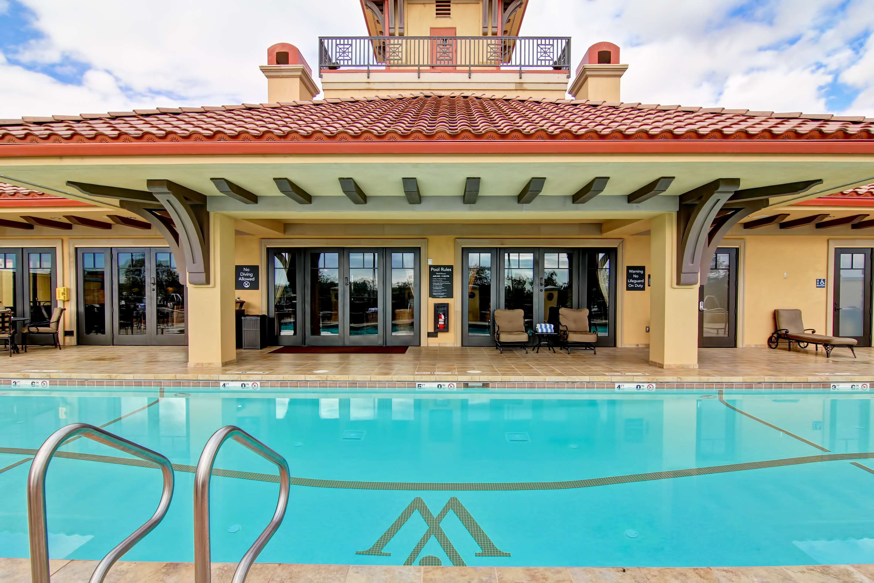 Pool | Homewood Suites by Hilton Richland