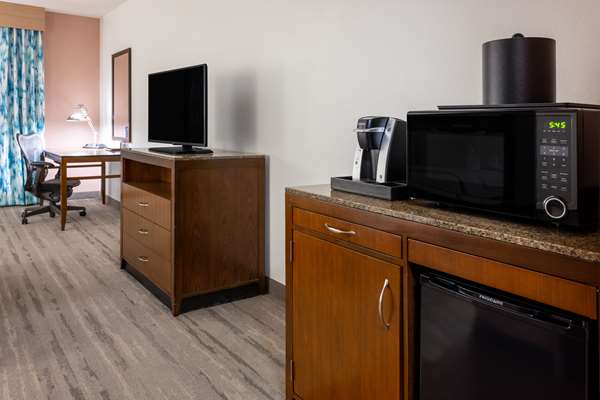  - Hilton Garden Inn Roanoke