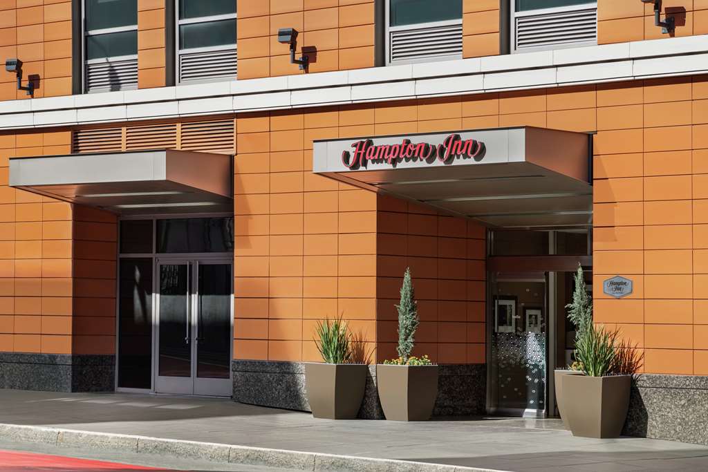 Hampton Inn Downtown/Convention Center