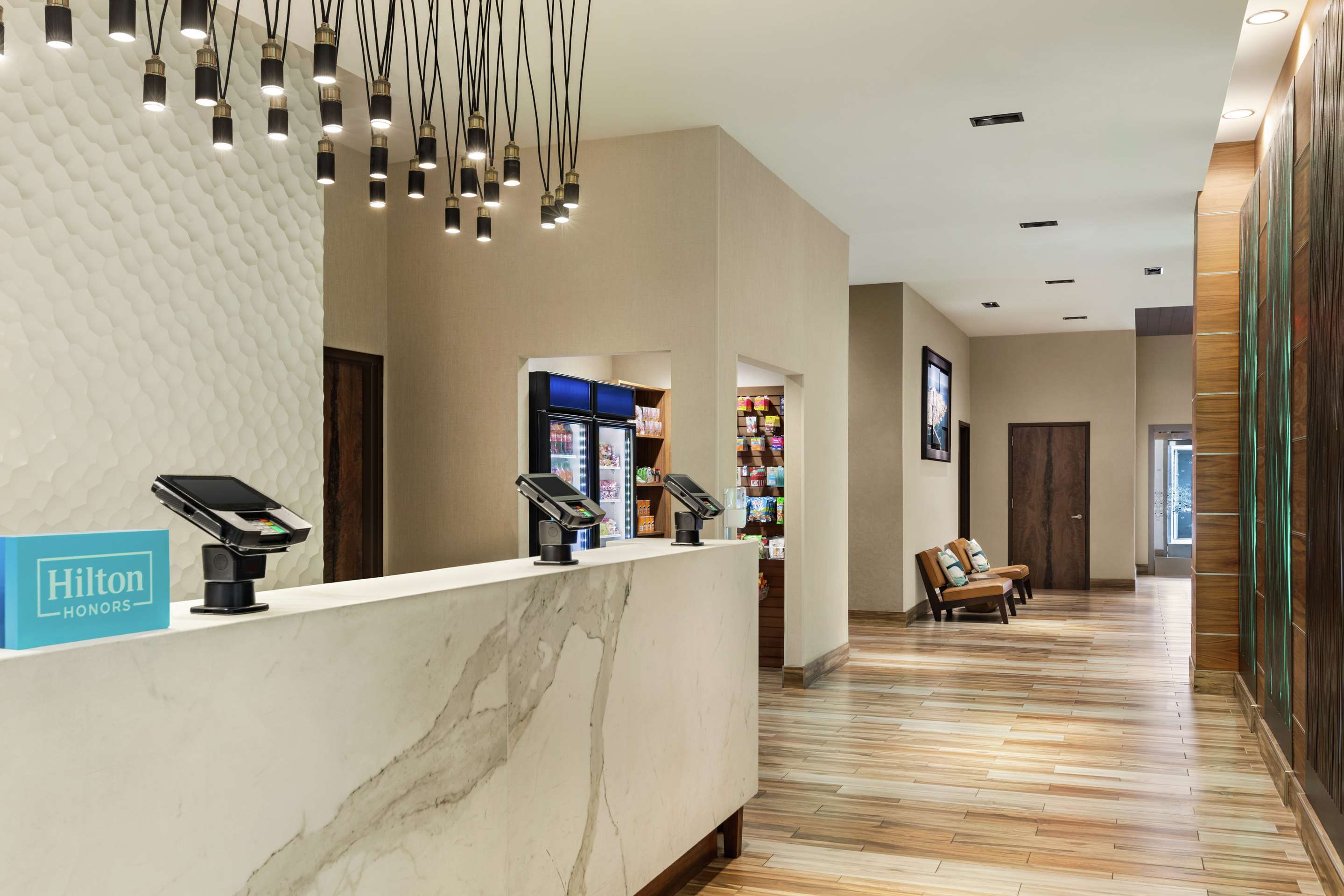 Reception | Hampton Inn San Francisco Downtown/Convention Center