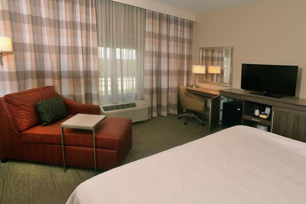  - Hampton Inn Springfield
