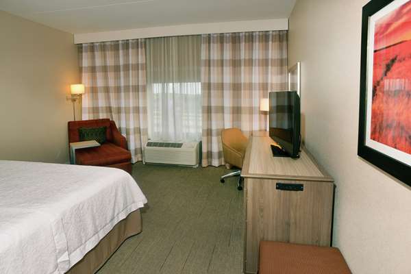  - Hampton Inn Springfield