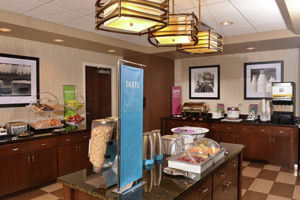 Restaurant - Hampton Inn Springfield